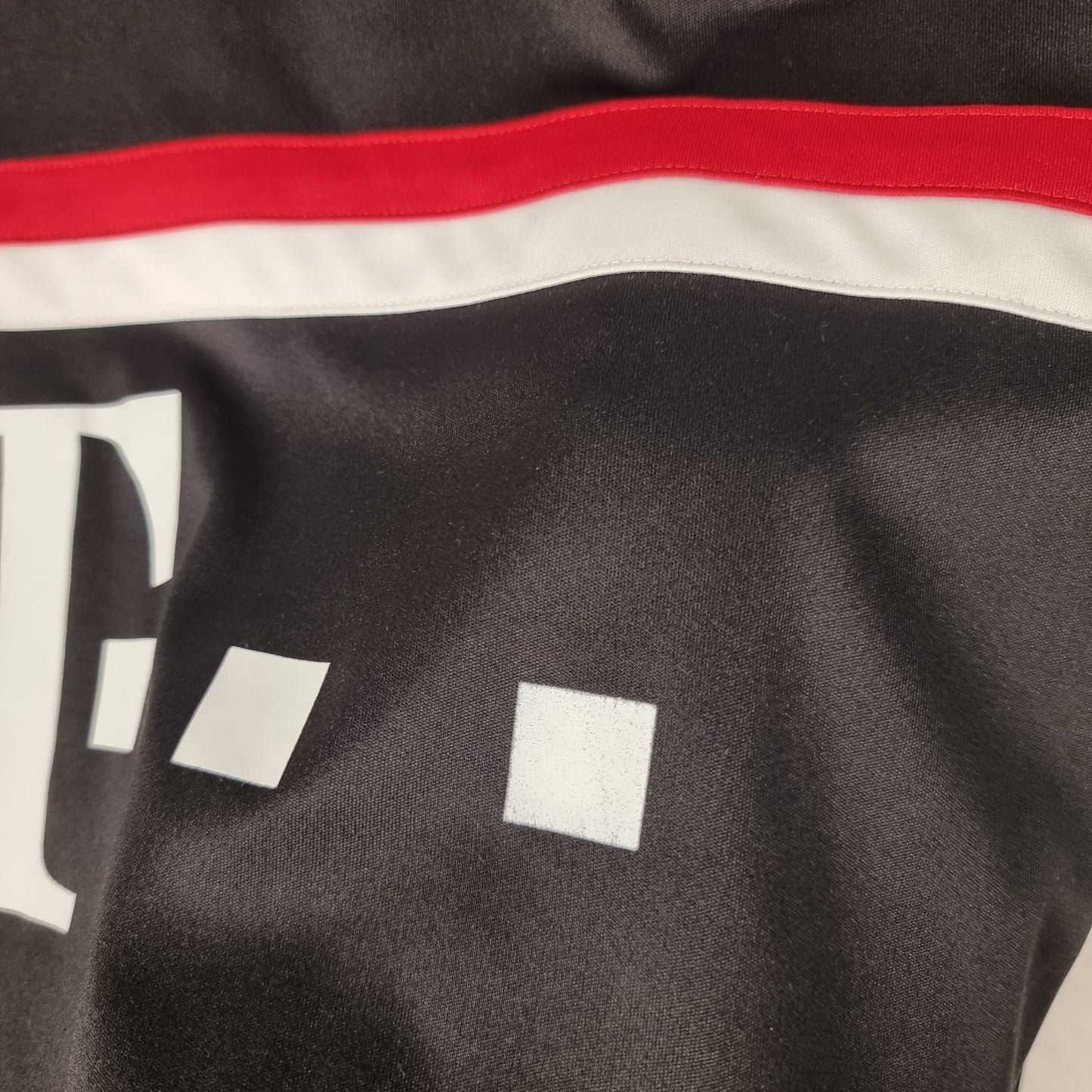Trikot - FC Bayern München - 2011/2012 - L - drittes