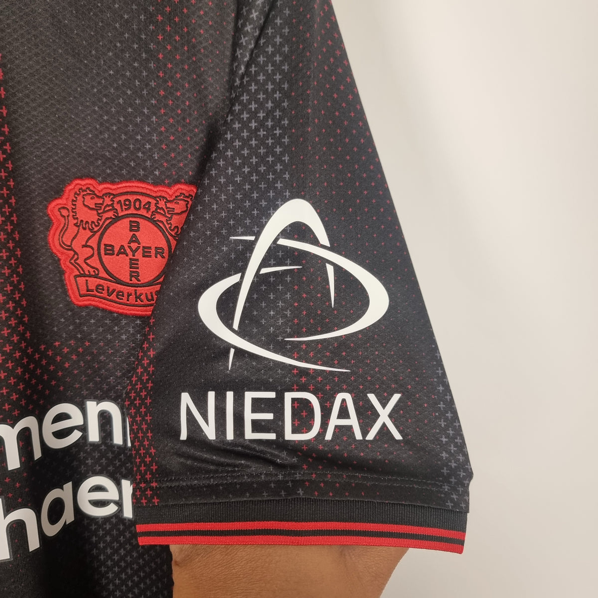 Trikot - Bayer 04 Leverkusen - Madi Kofane - 2025/2026 - L - Heim