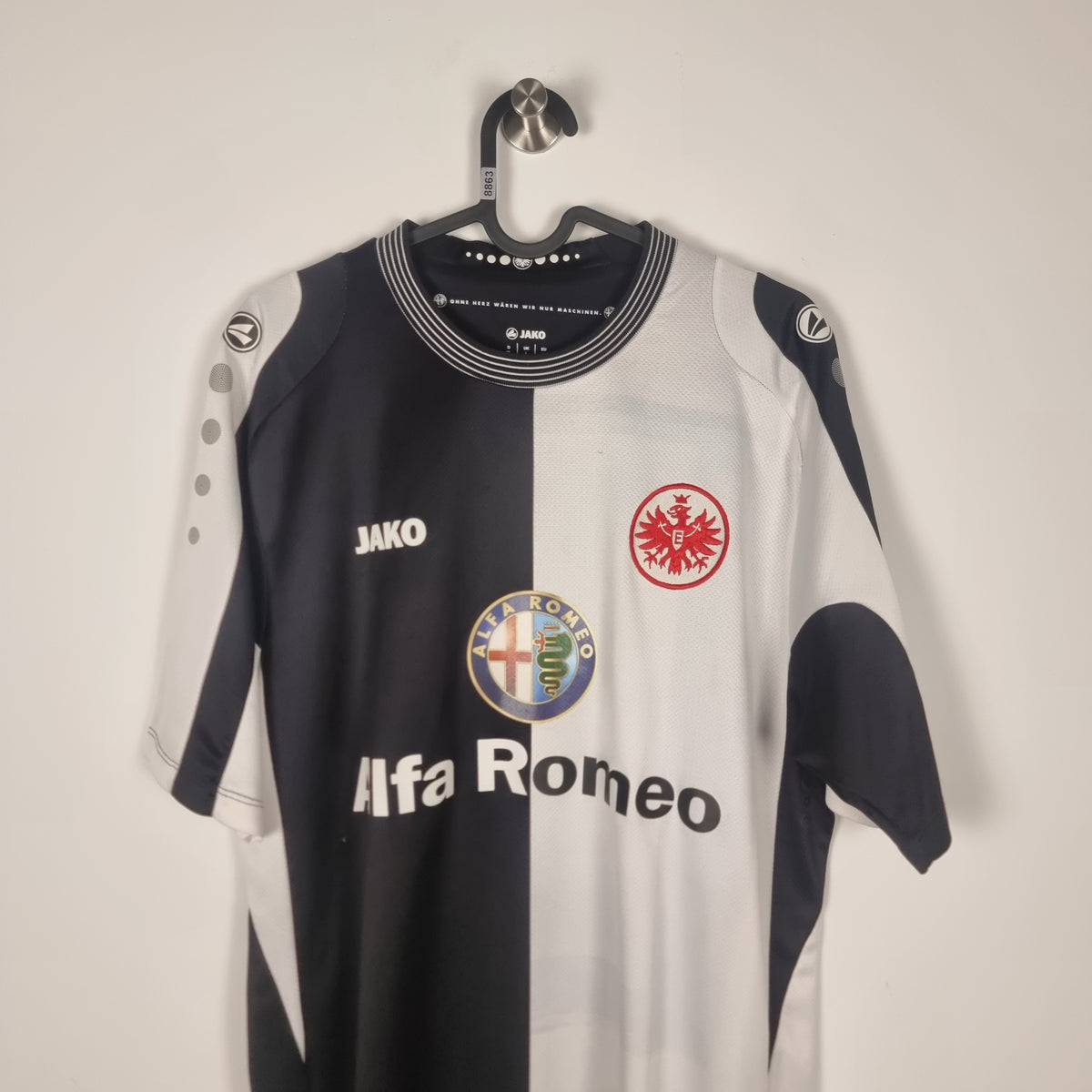 Trikot - Eintracht Frankfurt - Bastian Oczipka - 2013/2014 - XL - Auswärts