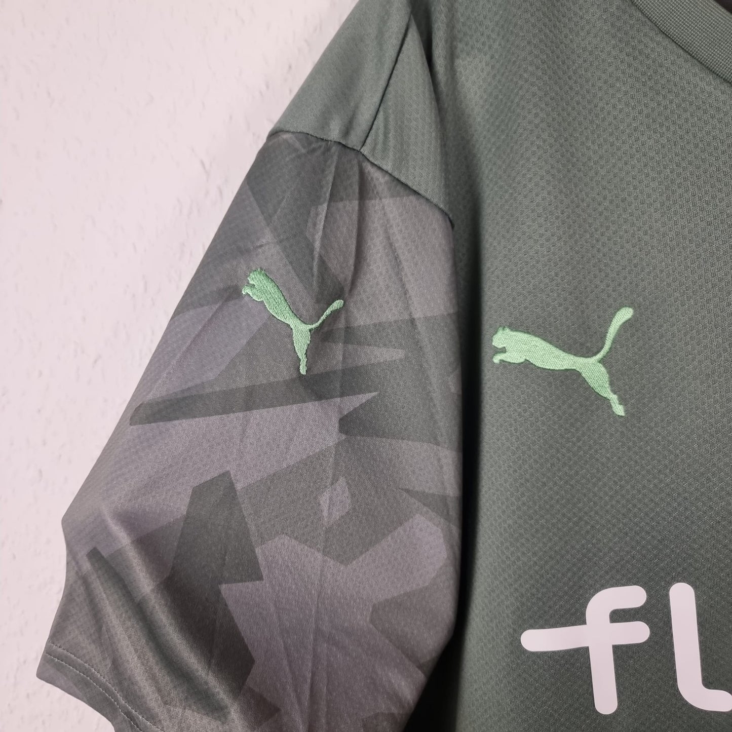 Trikot - Borussia Mönchengladbach - Ramy Bensebaini - 2021/2022 - XL - Auswärts