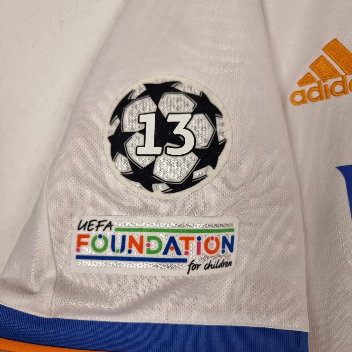 Trikot - Karim Benzema - Real Madrid - 2021/2022 - 3XL - Heim