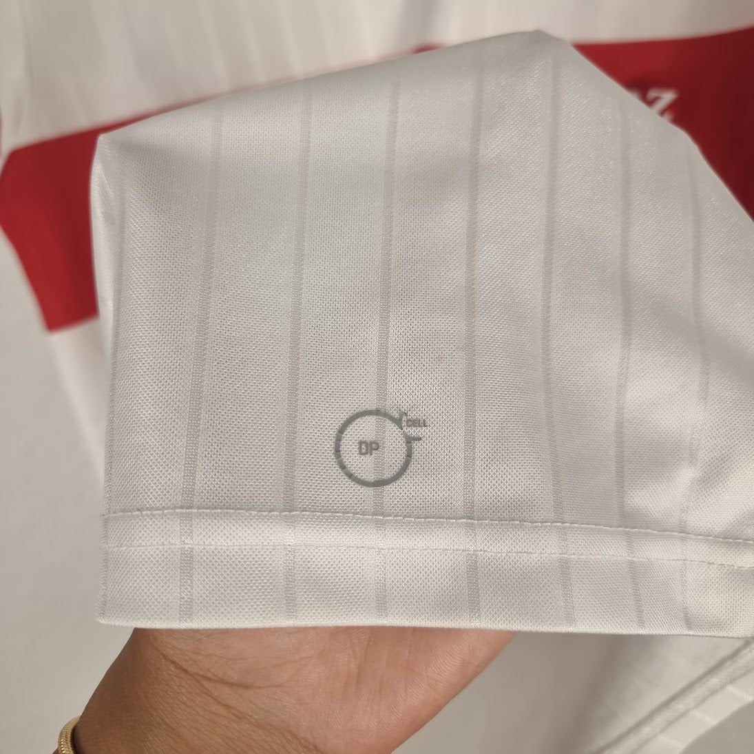 Trikot - VfB Stuttgart - Timo Baumgartl - 2015/2016 - L - Heim