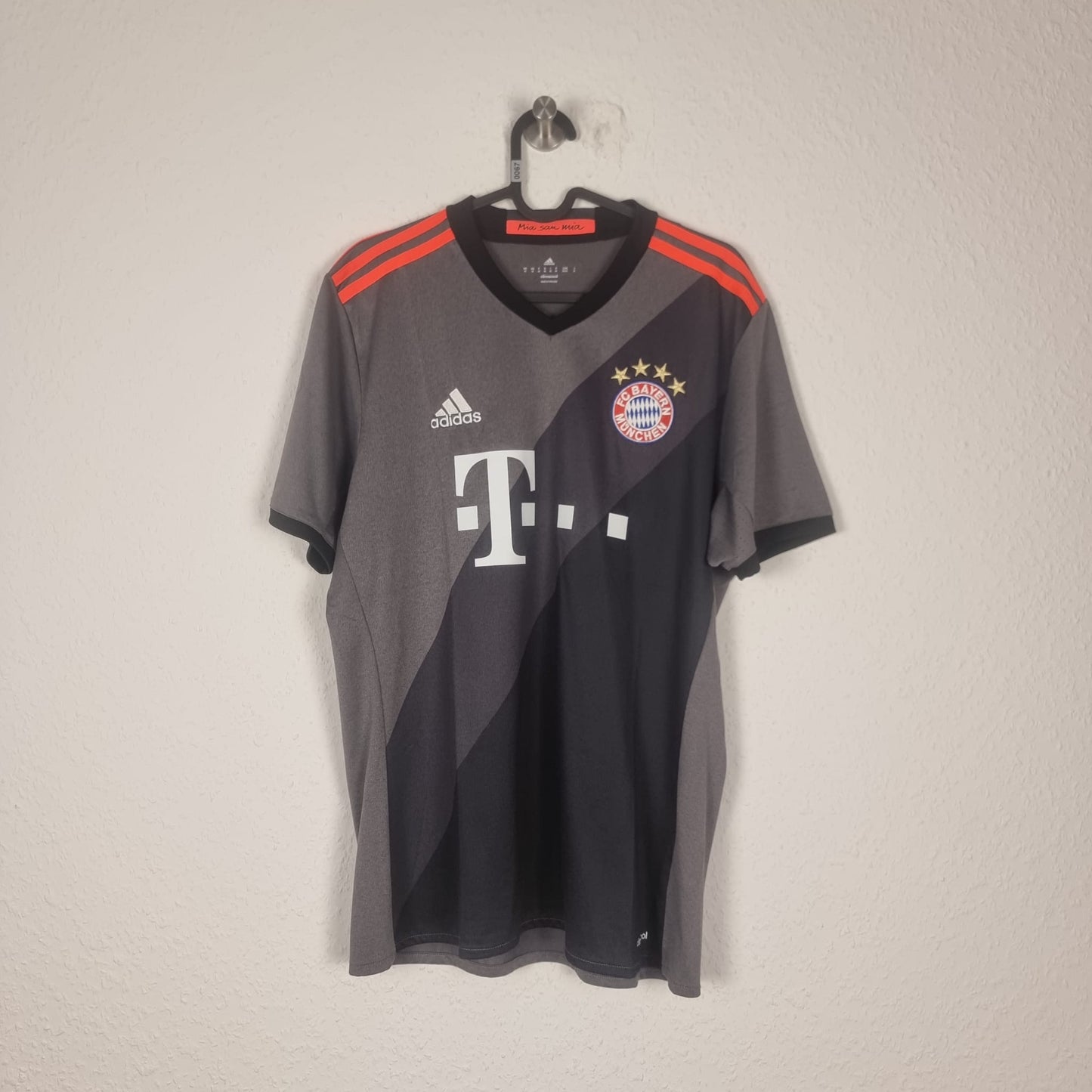 Trikot - FC Bayern München - Javi Martínez - 2016/2017 - M - Auswärts