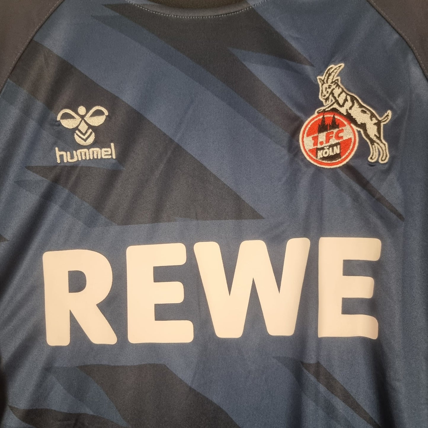 Trikot - 1. FC Köln - Jonas Hector - 2022/2023 - M - drittes