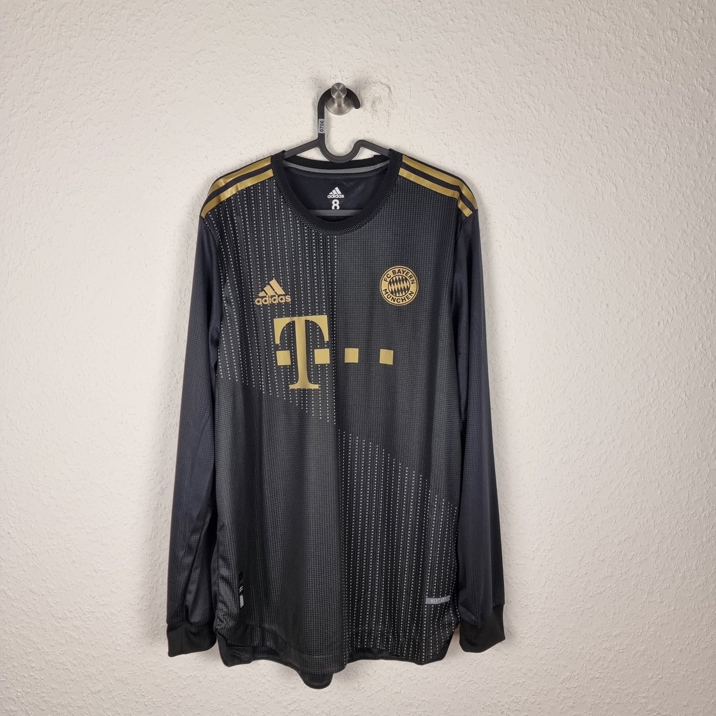 Trikot - FC Bayern München - Leon Goretzka - 2021/2022 - 8 - Auswärts - Player Issue