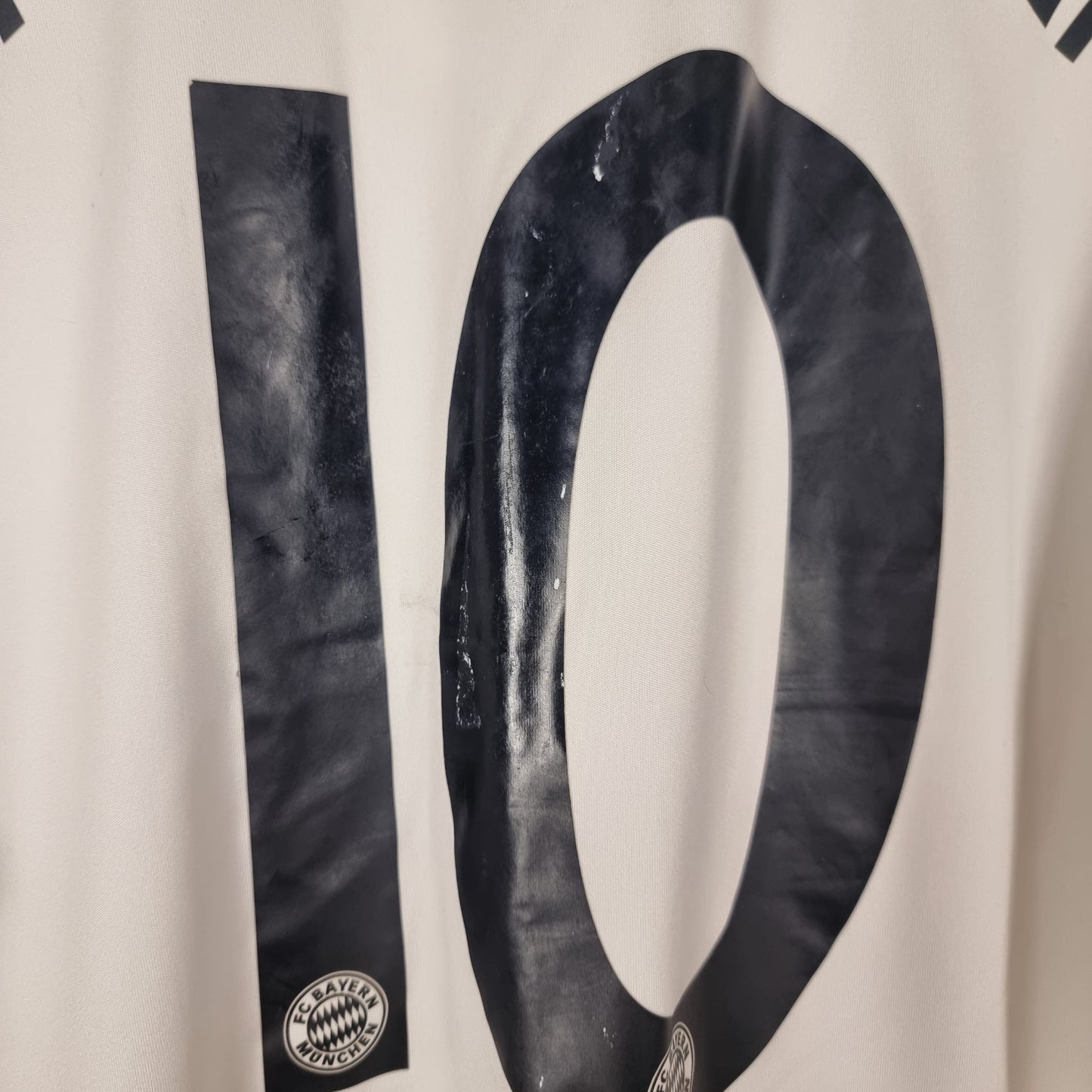 Trikot - Bayern München - Arjen Robben - 2010/2011 - M - Auswärts