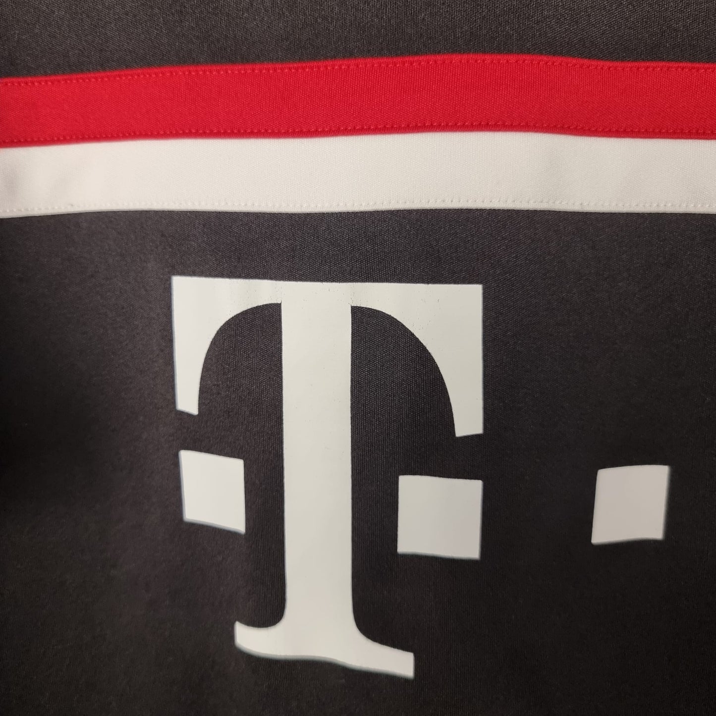 Trikot - FC Bayern München - 2011/2012 - L - drittes