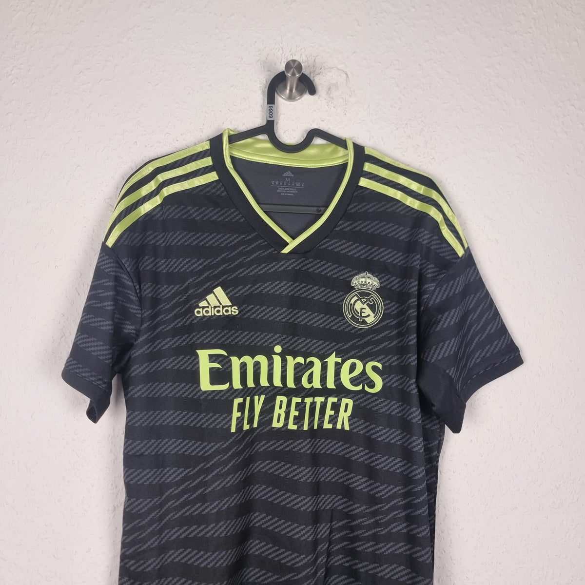 Trikot - Real Madrid - 2022/2023 - M - Drittes