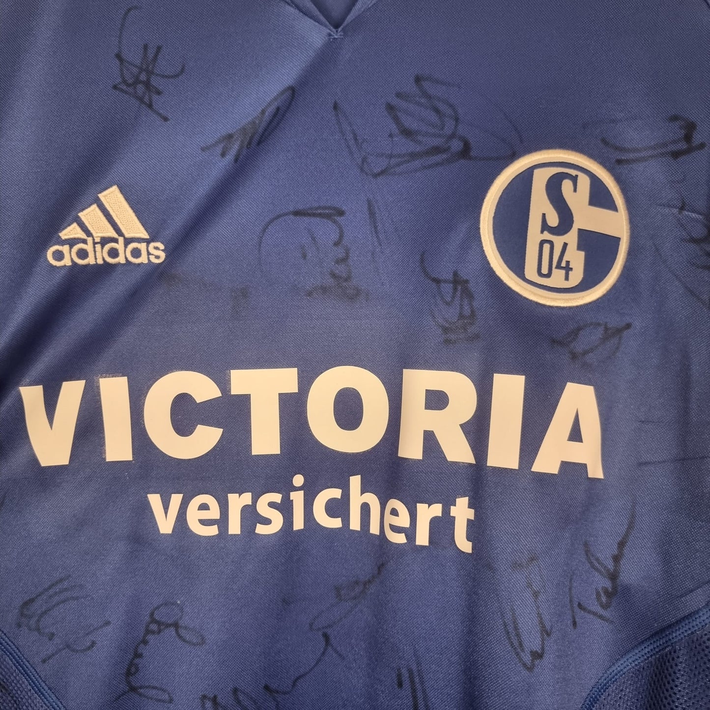Trikot - FC Schalke 04 - Ebbe Sand - 2004/2005 - L - teamsigniert - Heim