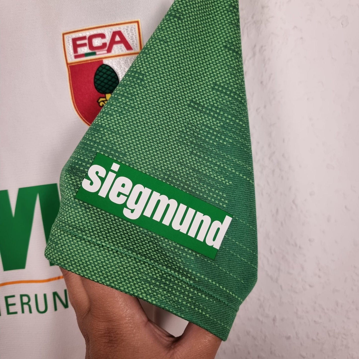 Trikot - FC Augsburg - Florian Niederlechner - 2019/2020 - S - Heim