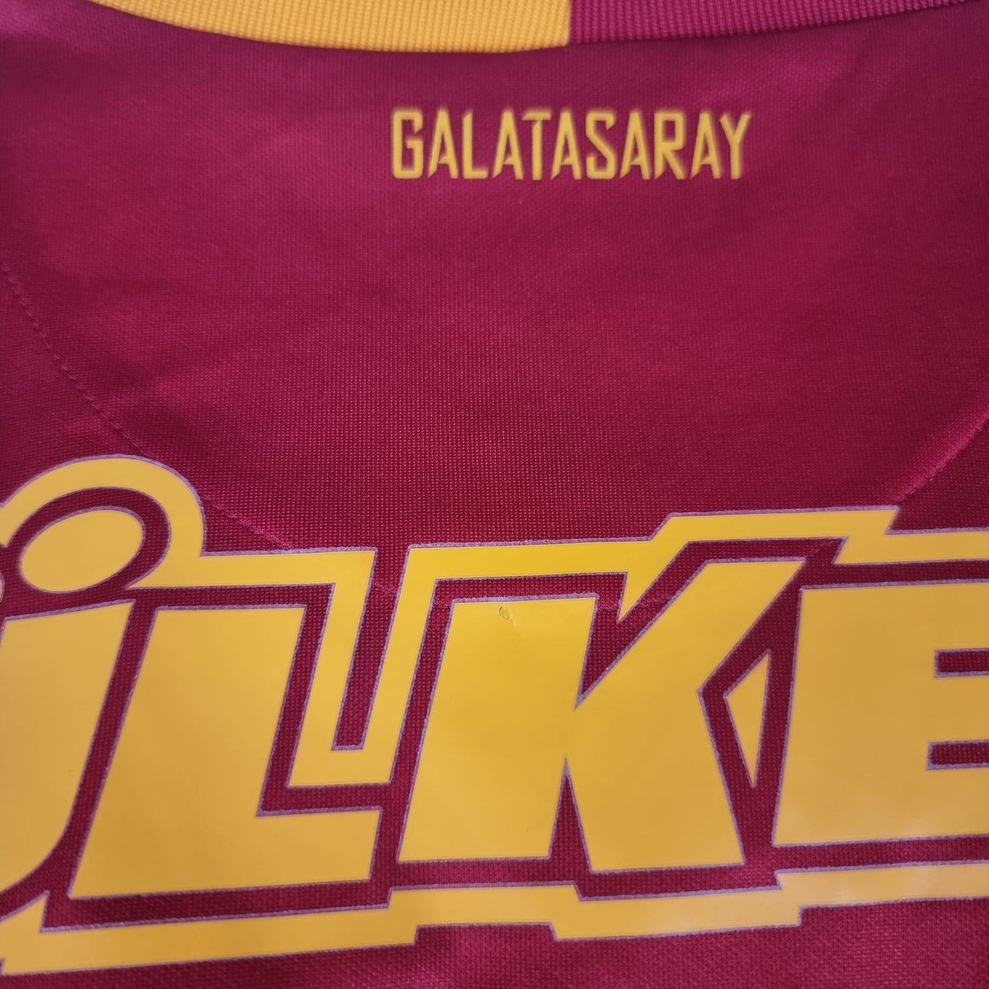 Jersey - Galatasaray Istanbul - 2011/2012 - S - Home