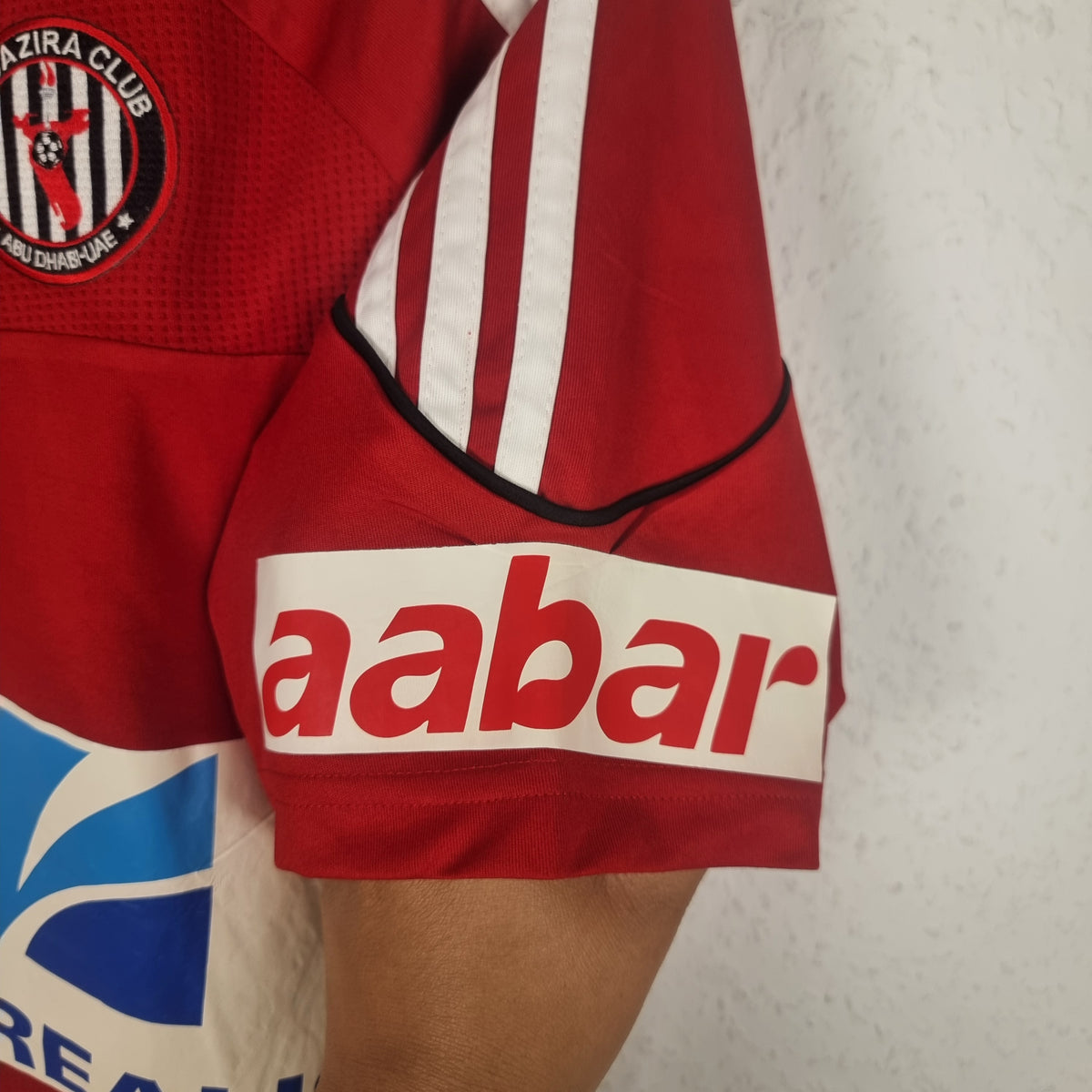 Jersey - Al-Jazira Club - Yaser Matar - 2010/2011 - S - Home