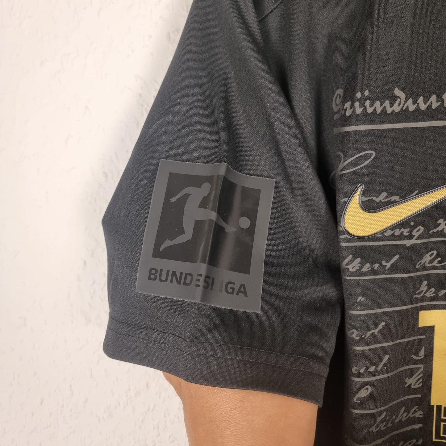 Trikot - Eintracht Frankfurt - 2023/2024 - M - Sonder - Neu