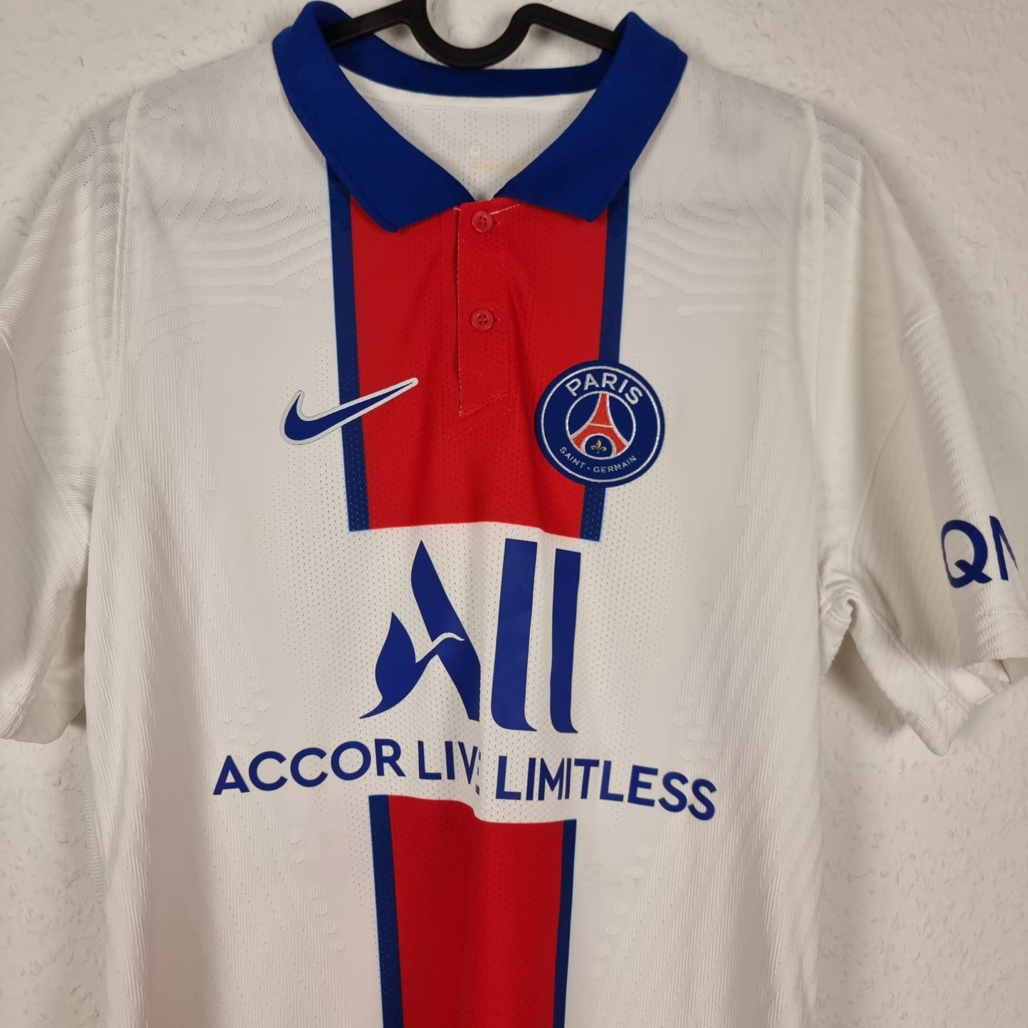 Trikot - Kylian Mbappé - Paris Saint-Germain - 2020/2021 - M - Auswärts