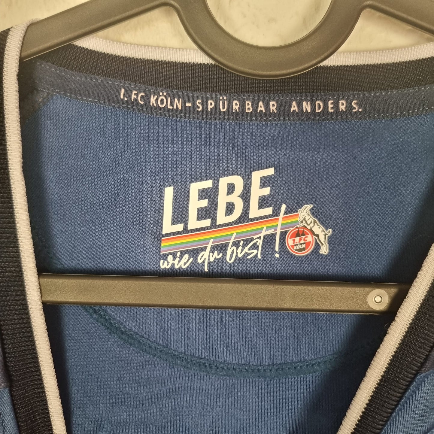 Trikot - 1. FC Köln - Jonas Hector - 2022/2023 - M - drittes