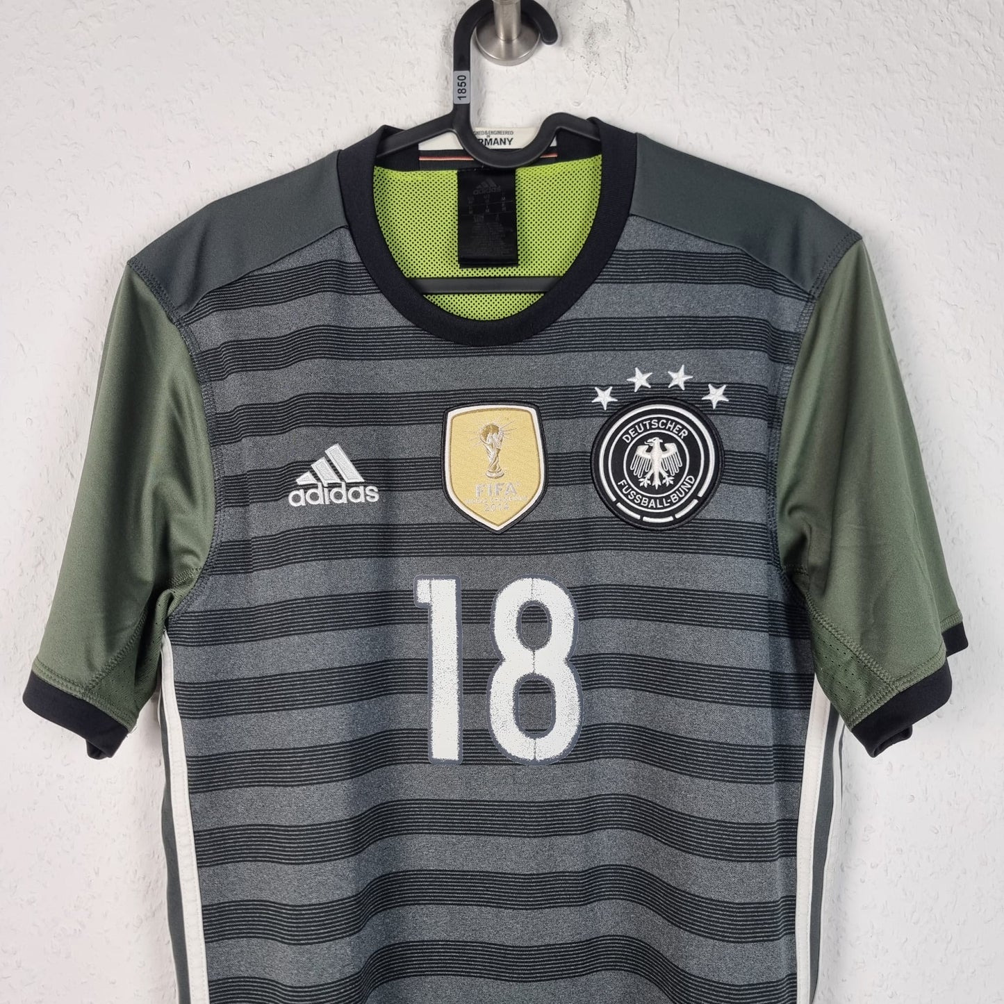 Trikot - Deutschland - Toni Kroos - 2016 - M - Auswärts