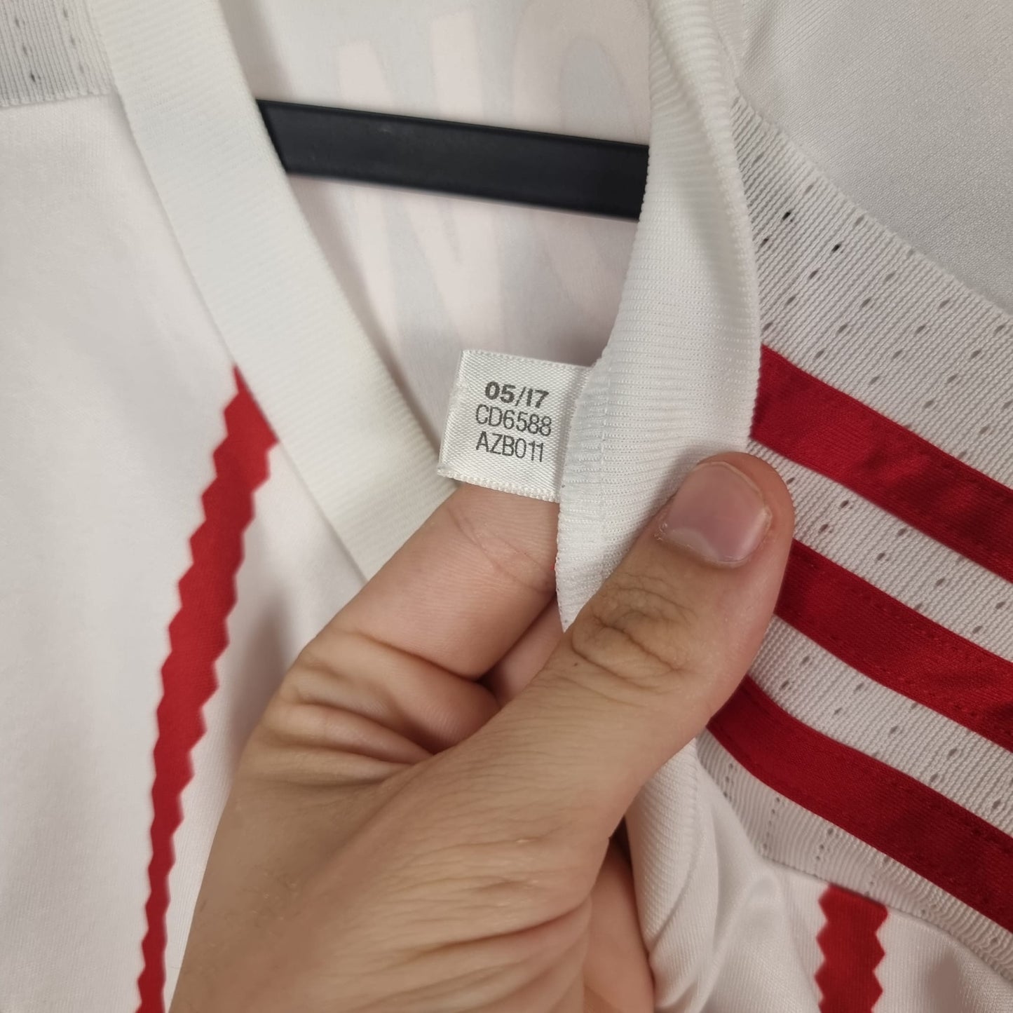 Trikot - FC Bayern München - Robert Lewandowski - 2017/2018 - M - drittes