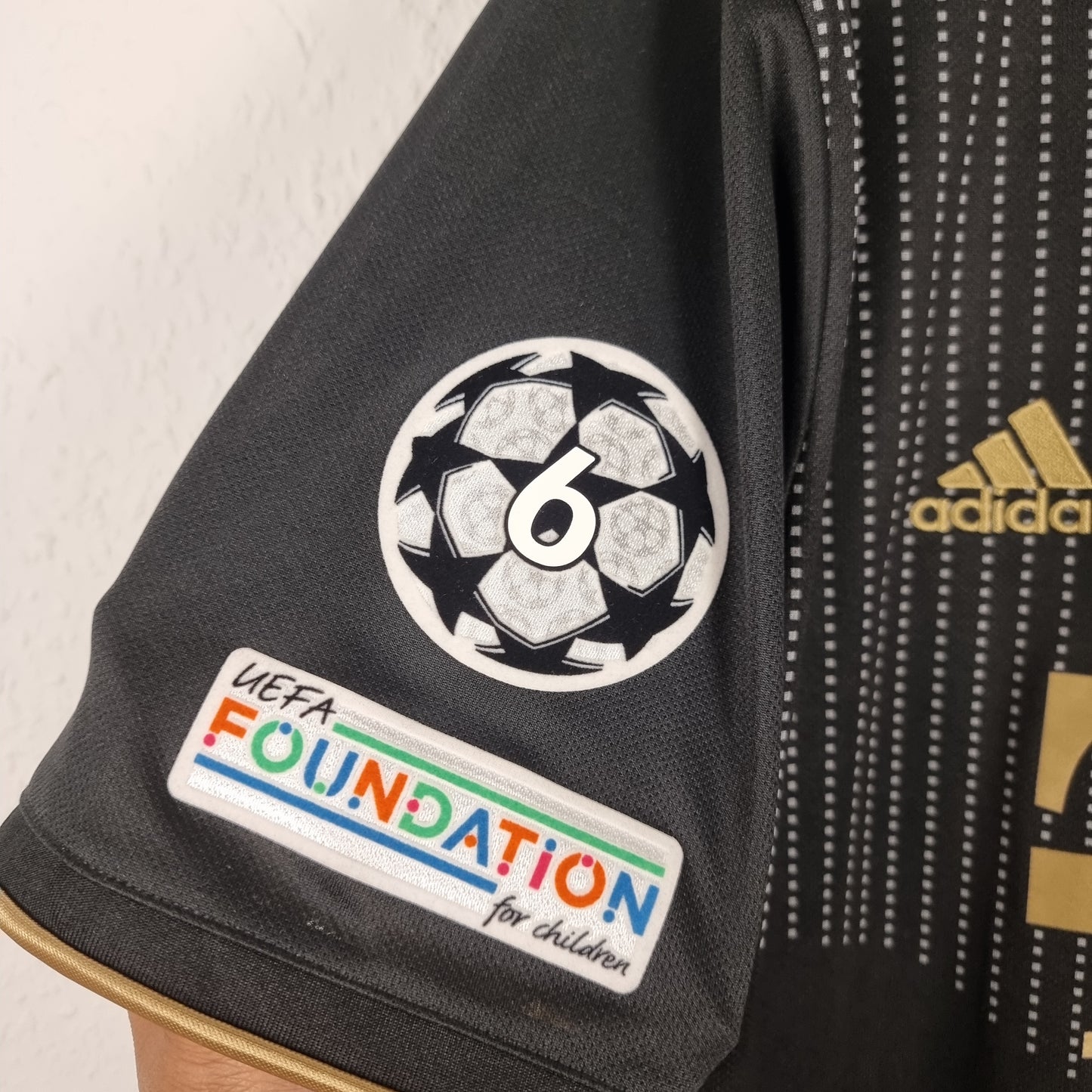 Trikot - FC Bayern München - Thomas Müller - 2021/2022 - XXL - Auswärts