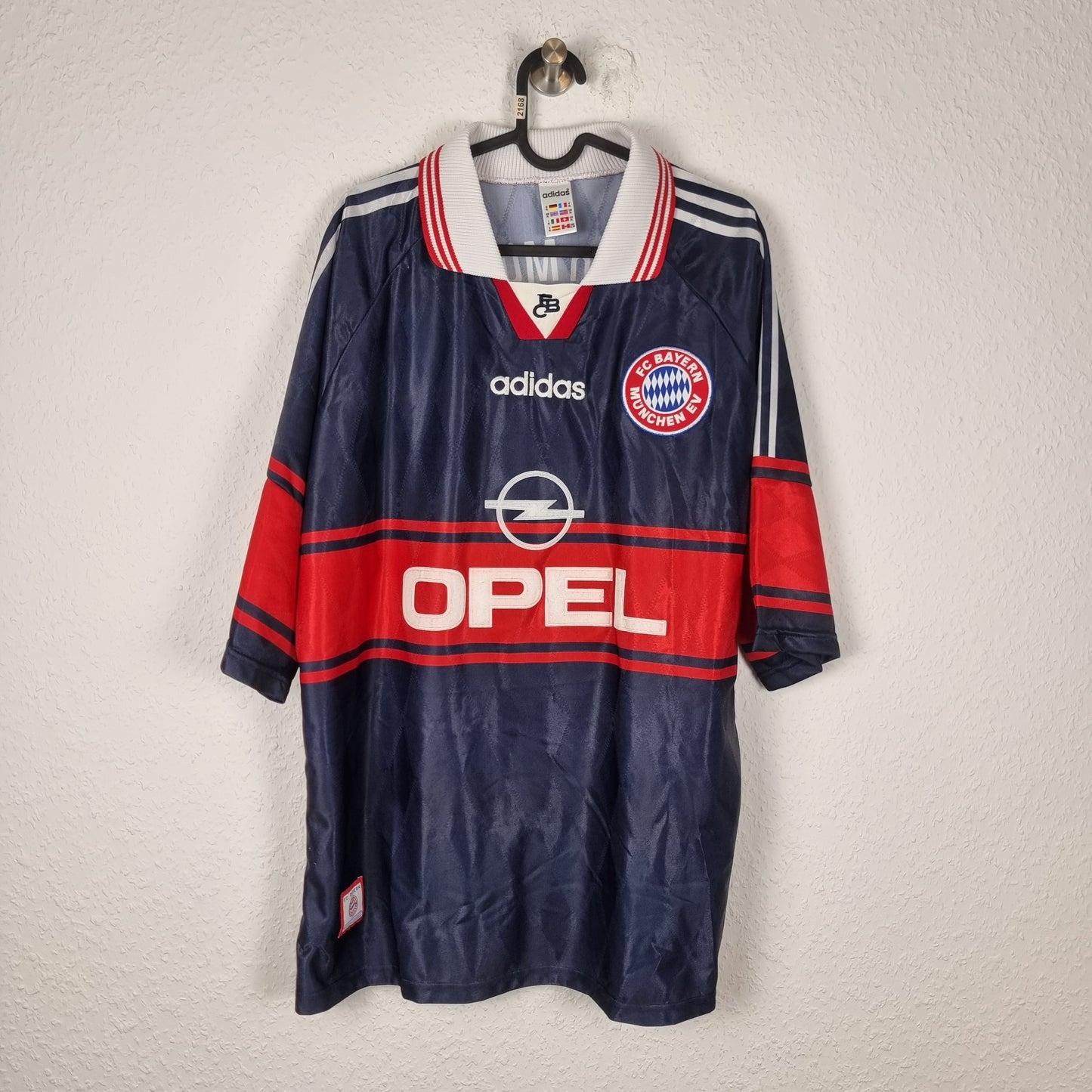 Trikot mit Hose und Stutzen - FC Bayern München - 1997/1998 - XL - Heim