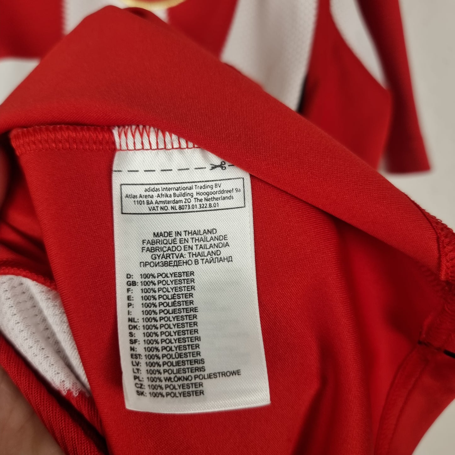 Trikot mit Hose - FC Bayern München - 2010/2011 - L - Heim