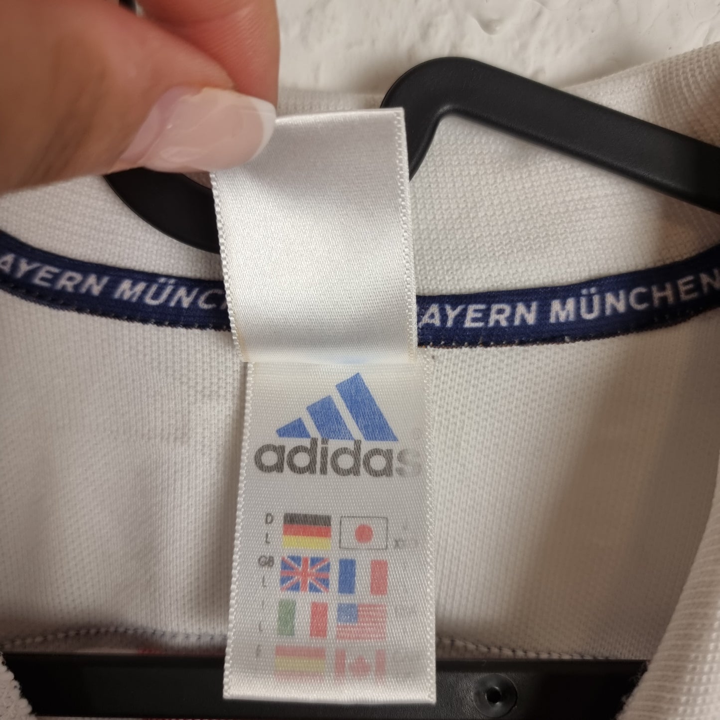 Trikot mit Hose und Socken - FC Bayern München - 2000/2001 - L - Auswärts