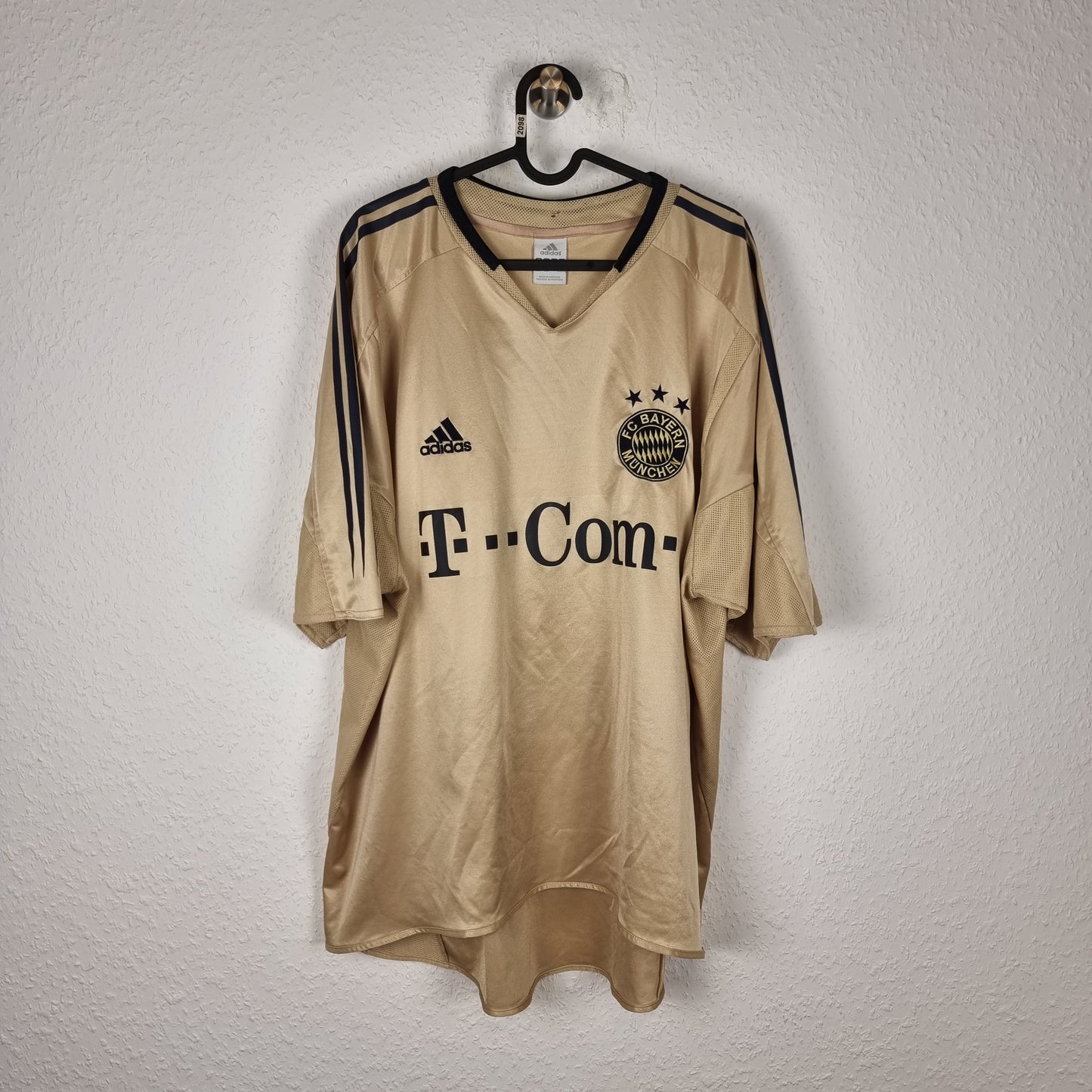 Trikot mit Hose und Stutzen - FC Bayern München - 2004/2005 - XXL - Auswärts