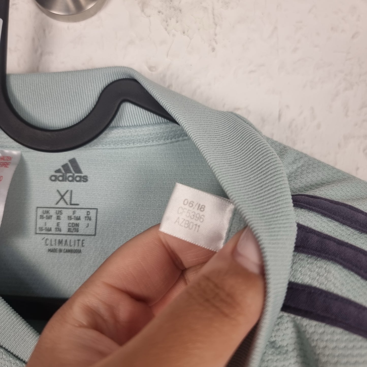 Jersey - FC Bayern Munich - Serge Gnabry - 2018/2019 - S/176 - Away