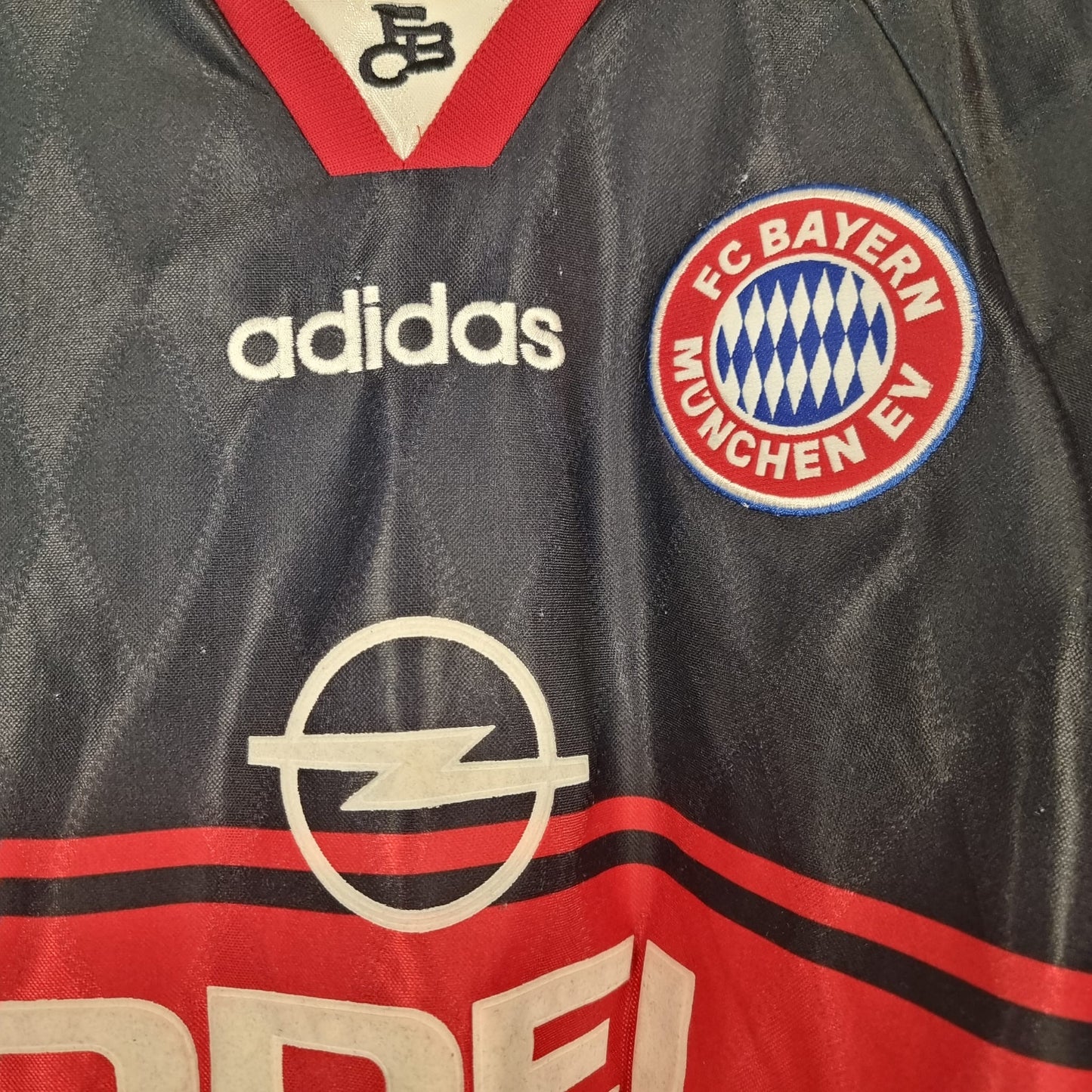 Trikot - FC Bayern München - 1997/1998 - S - Heim