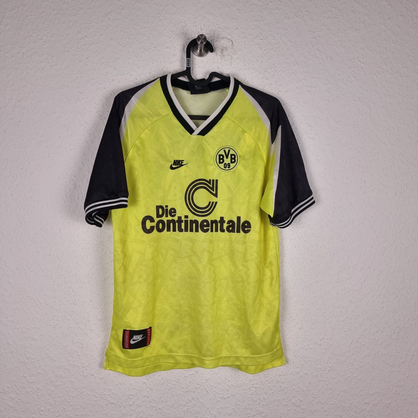 Jersey - Borussia Dortmund (BVB) - Lars Ricken - 1995/1996 - 176/S - Home