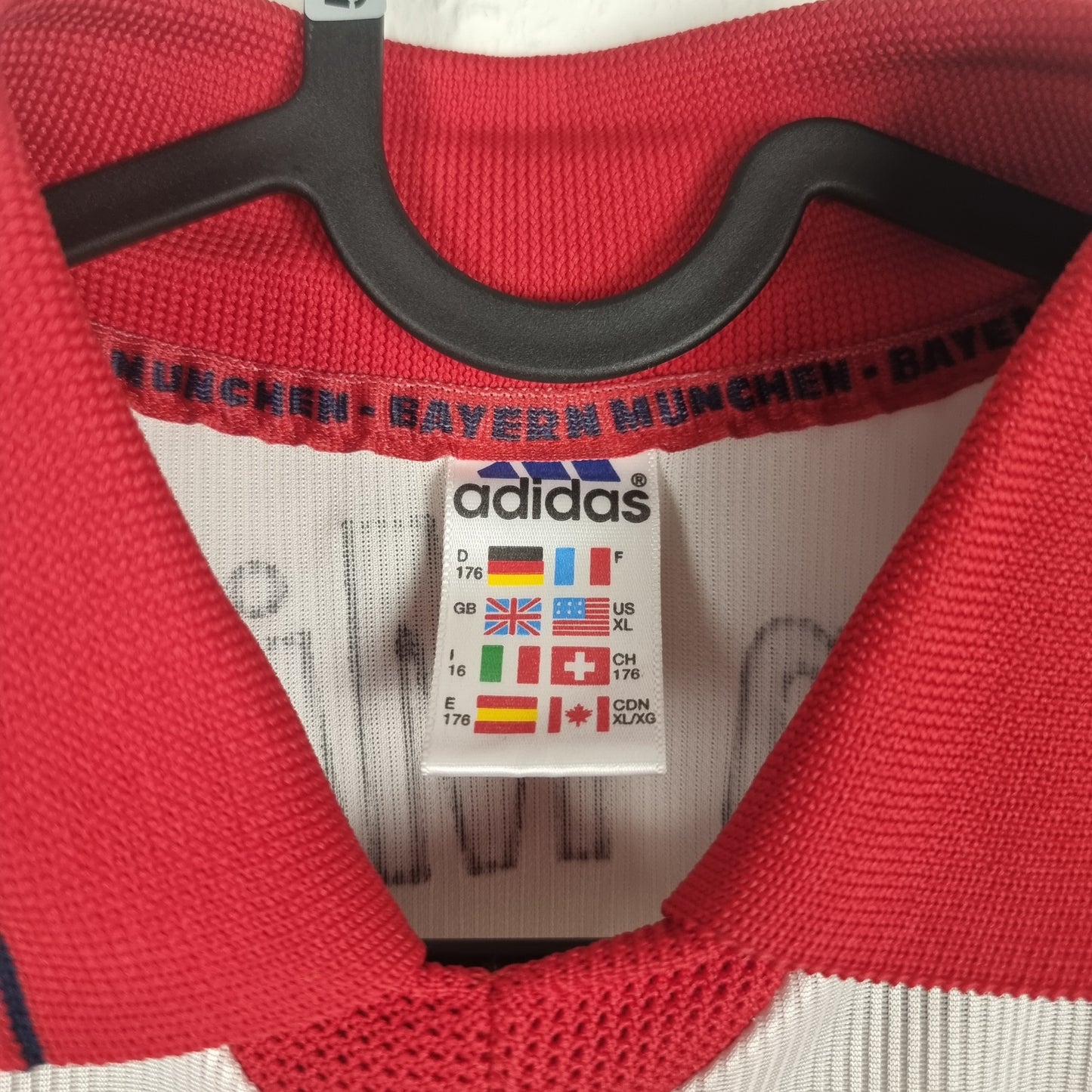 Jersey - FC Bayern Munich - 1998/1999 - 176/S - Away