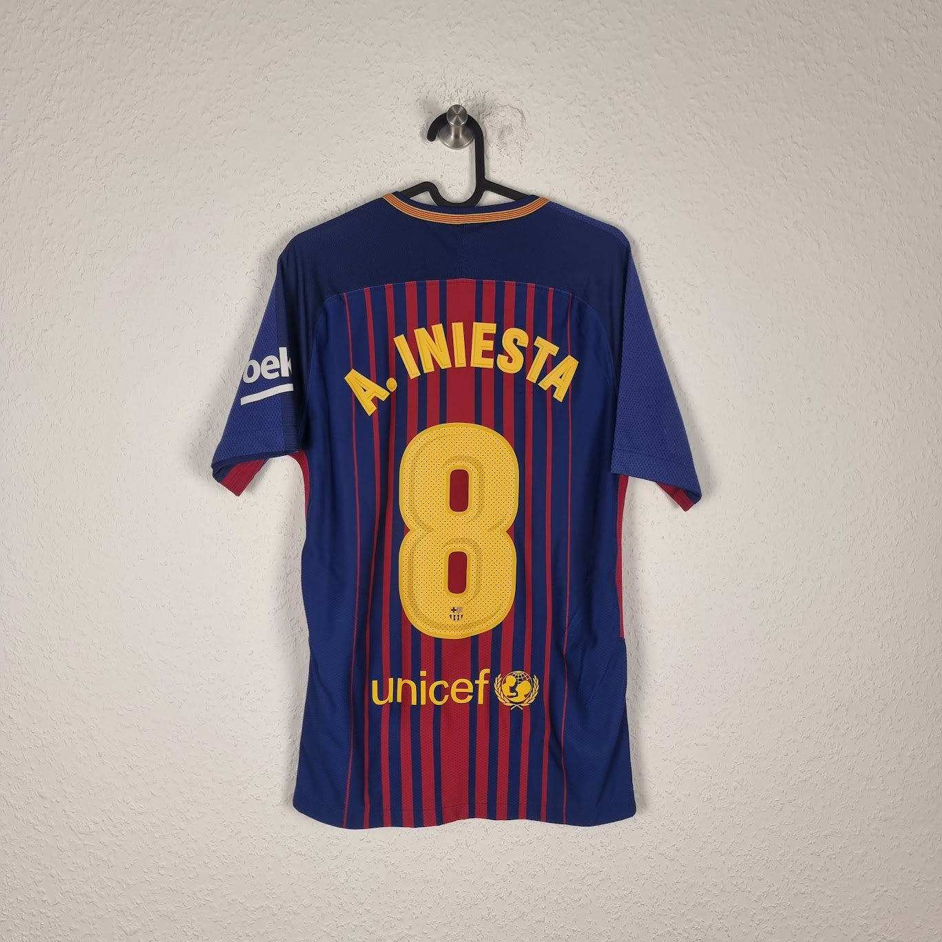 Jersey - FC Barcelona - Andrés Iniesta - 2017/2018 - S - Home