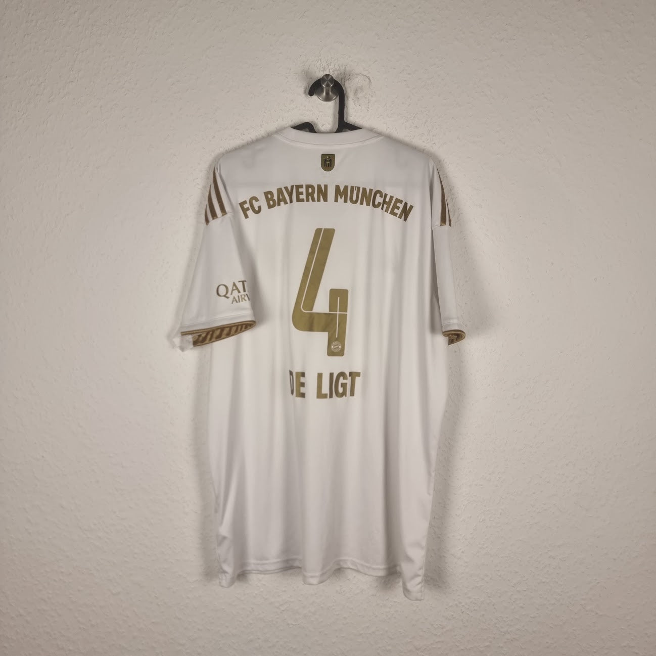 Trikot - FC Bayern München - Matthijs de Ligt - 2022/2023 - XL - Auswärts