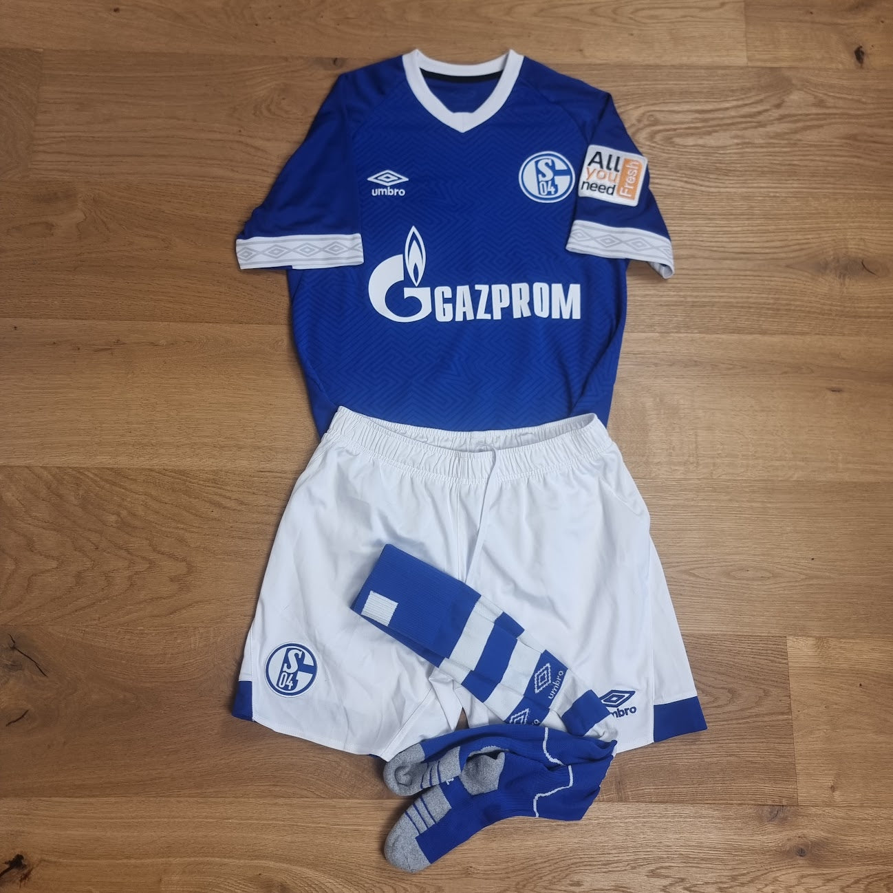 Trikot mit Hose - FC Schalke 04 - Naldo - 2018/2019 - S - Heim