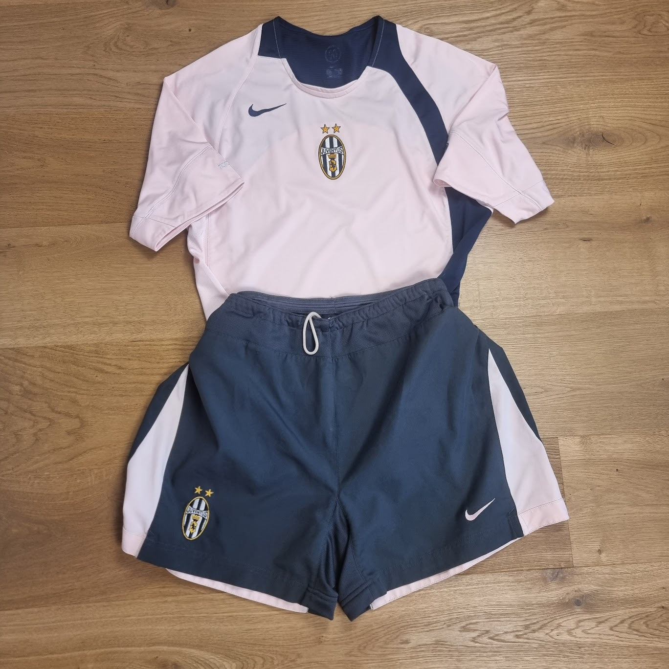 Trikot mit Hose - Juventus FC - 2004/2005 - XL - Training
