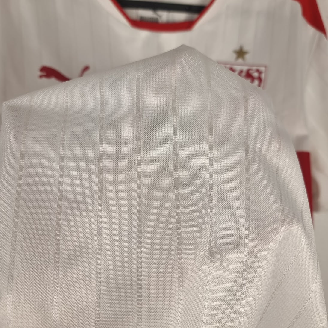 Trikot - VfB Stuttgart - Timo Baumgartl - 2015/2016 - L - Heim