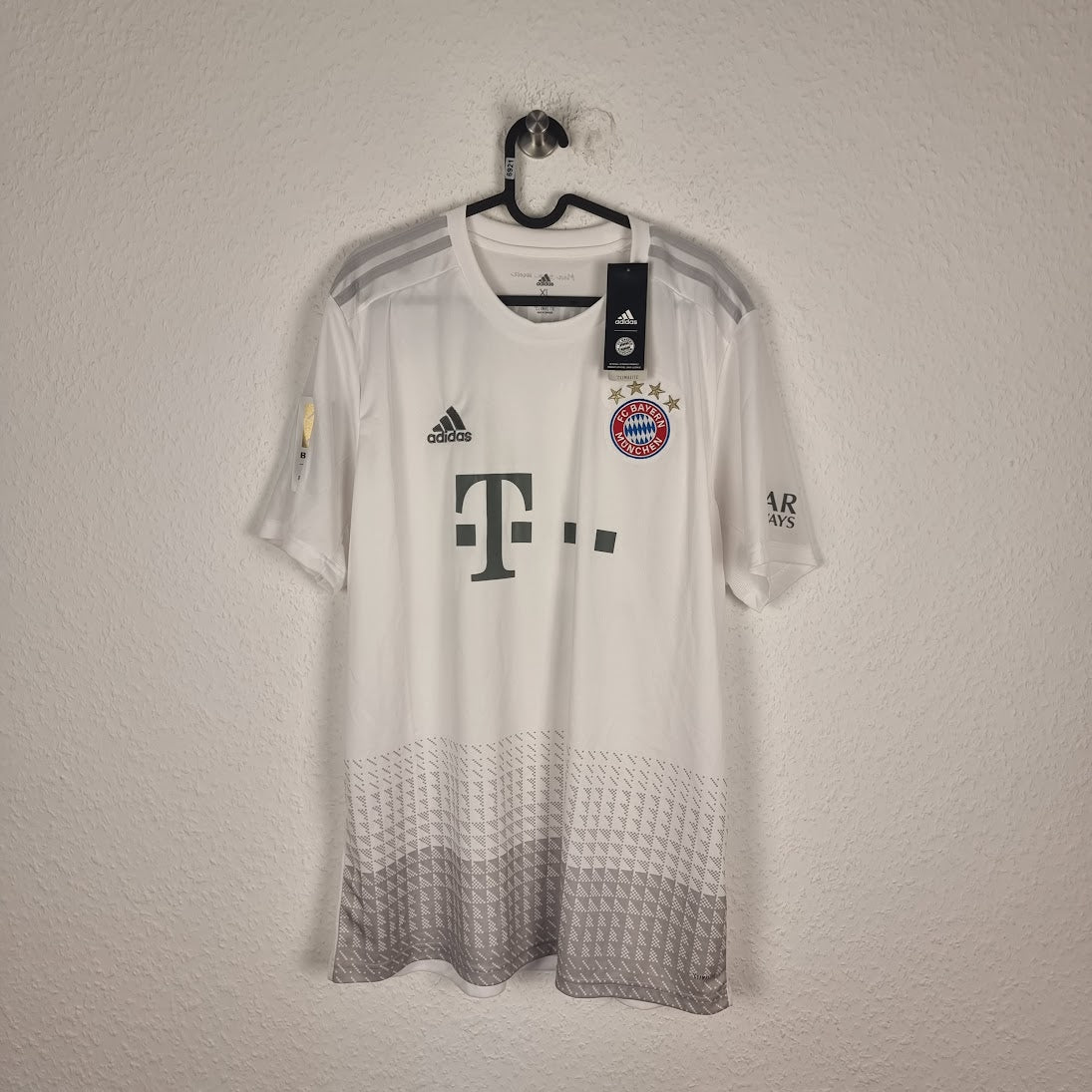Jersey - FC Bayern Munich - Serge Gnabry - 2019/2020 - XL - Away - New