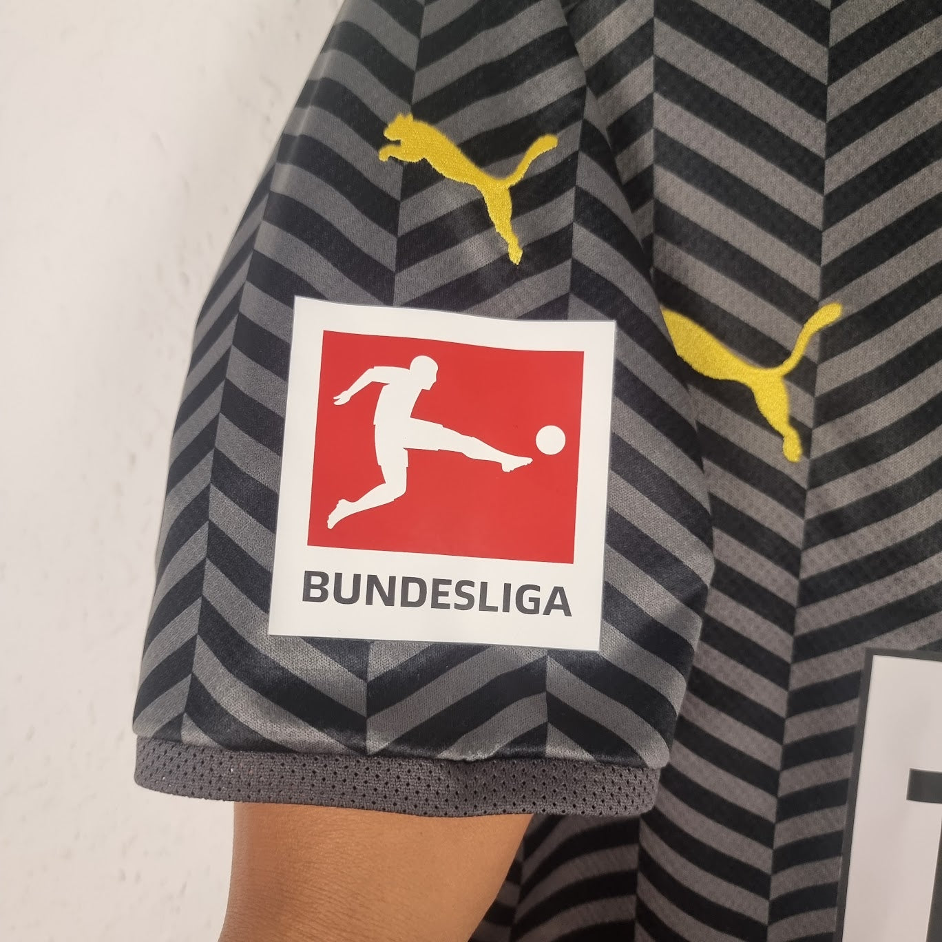 Trikot - Borussia Dortmund - Giovanni Reyna - 2021/2022 - M - Auswärts