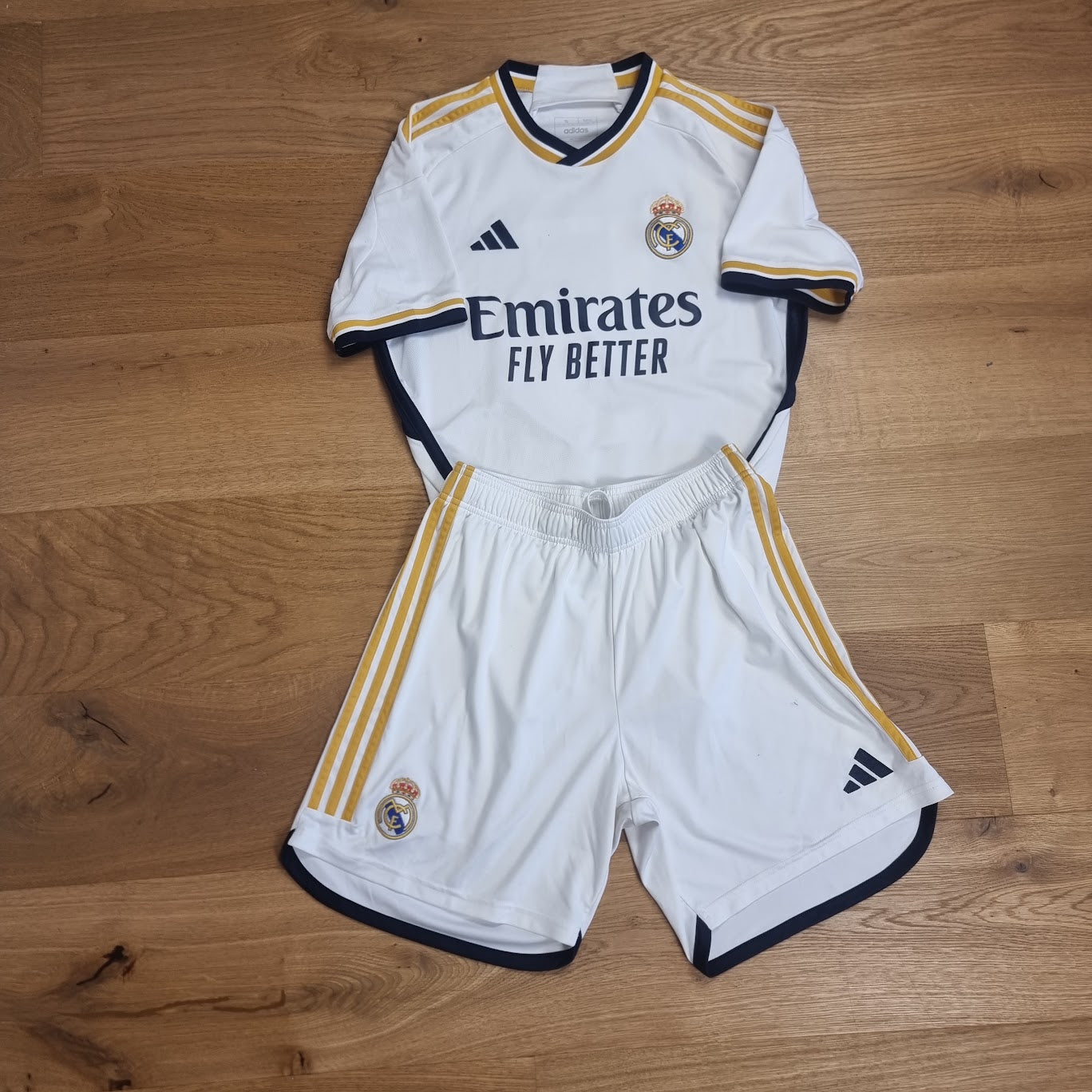 Jersey with Shorts - Real Madrid - Jude Bellingham - 2023/2024 - S - Home