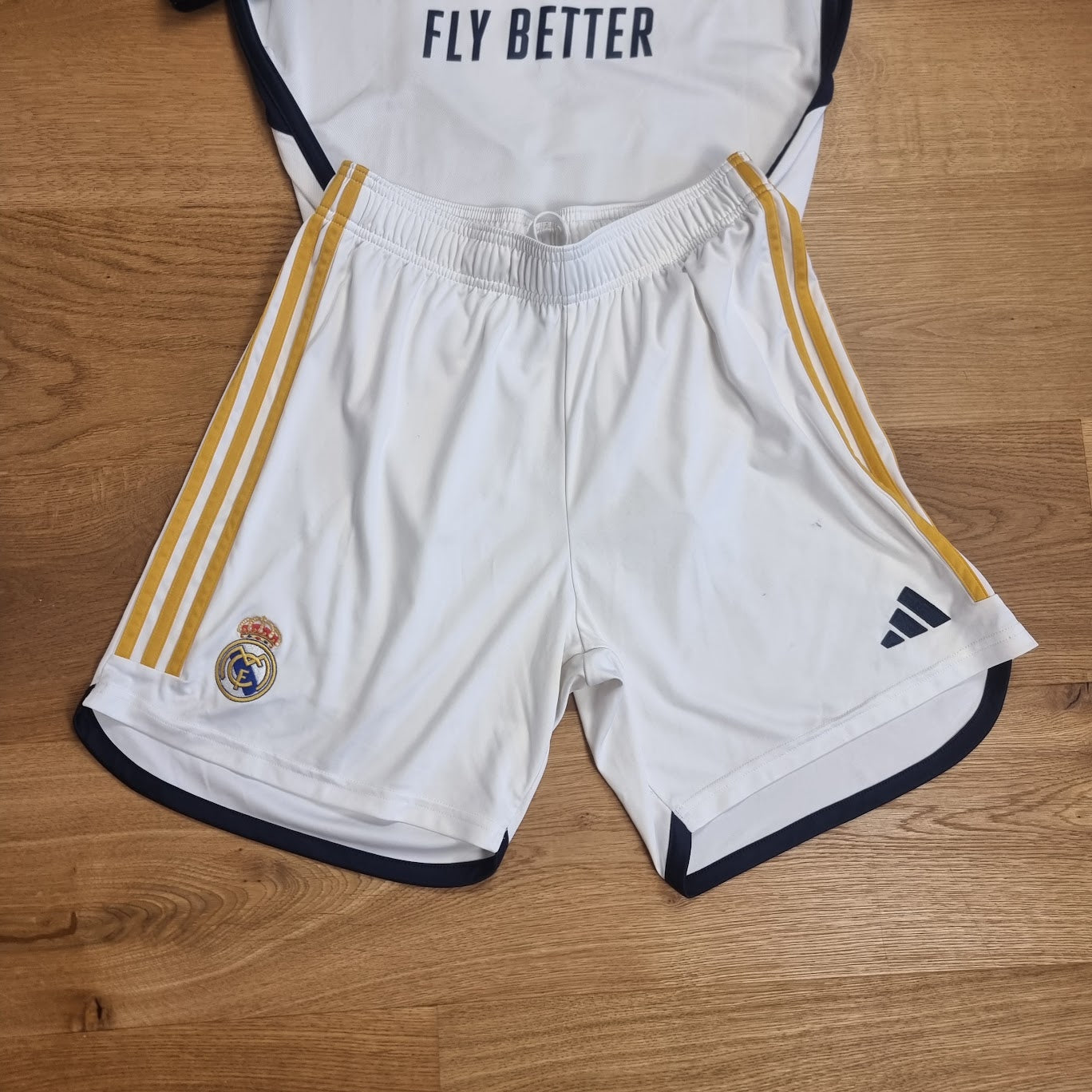 Jersey with Shorts - Real Madrid - Jude Bellingham - 2023/2024 - S - Home