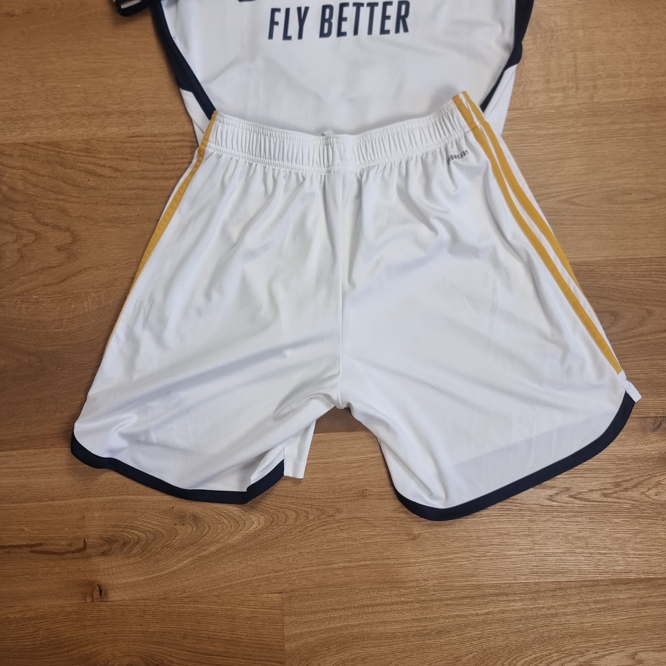 Jersey with Shorts - Real Madrid - Jude Bellingham - 2023/2024 - S - Home