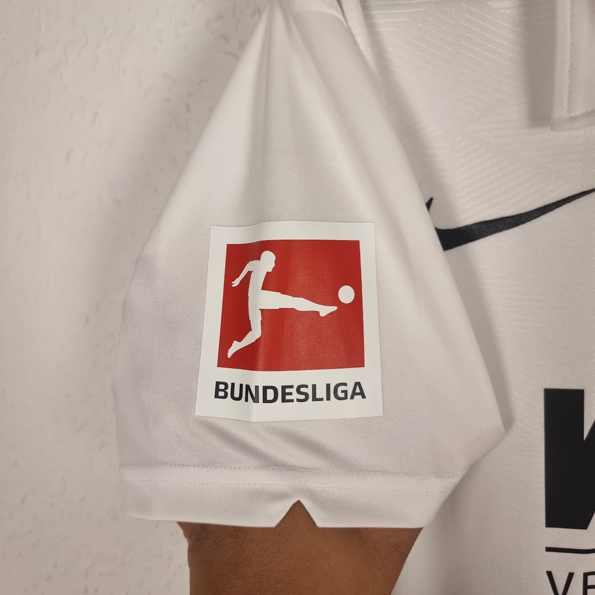 Trikot - FC Augsburg - Ruben Vargas - 2021/2022 - L - Auswärts - Neu