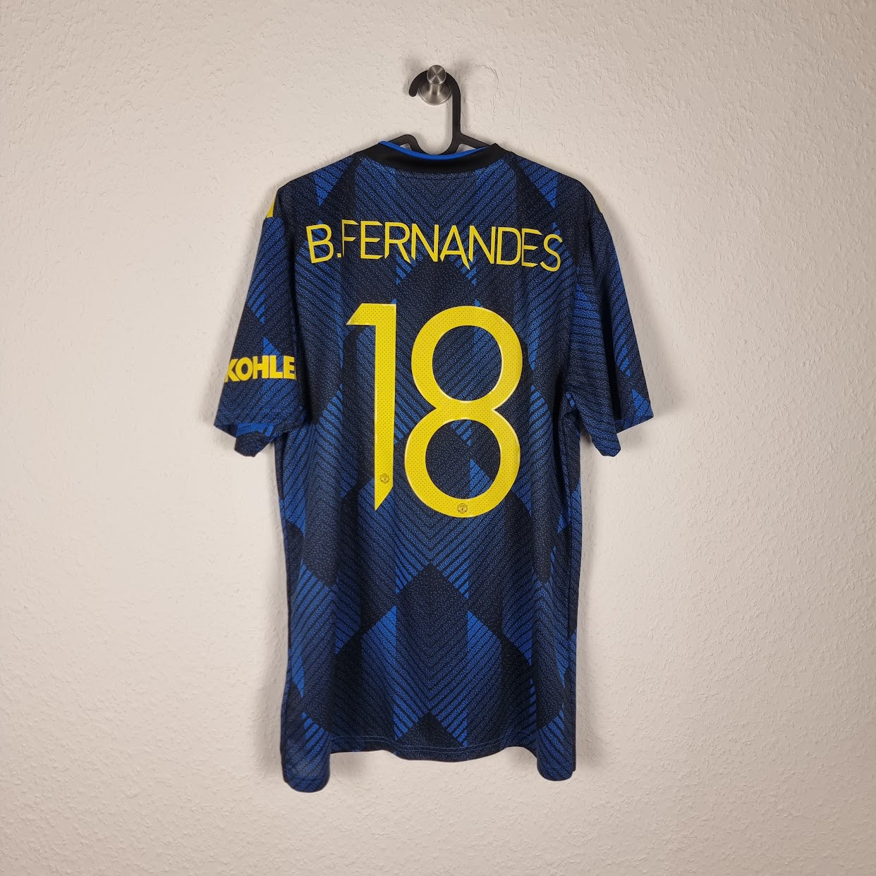 Trikot - Manchester United - Bruno Fernandes - 2021/2022 - L - Drittes - Neu