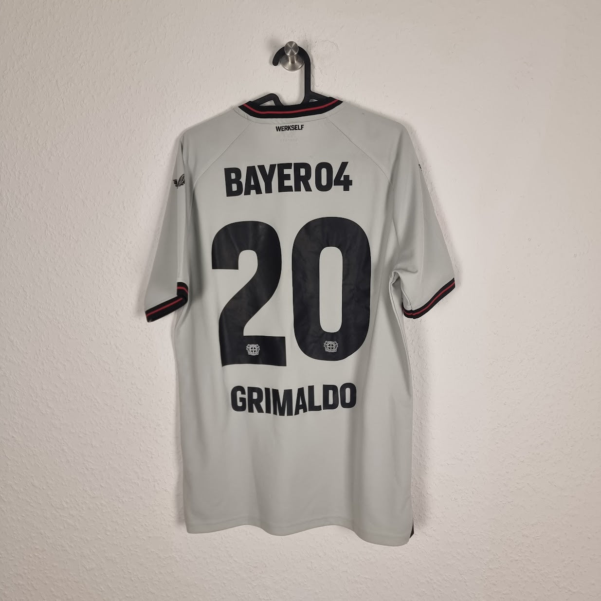 Trikot - Bayer 04 Leverkusen - Alejandro Grimaldo - 2023/2024 - M - Auswärts