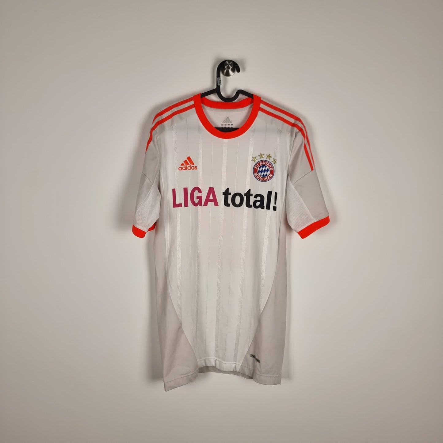 Trikot - FC Bayern München - Arjen Robben - 2012/2013 - L - Auswärts