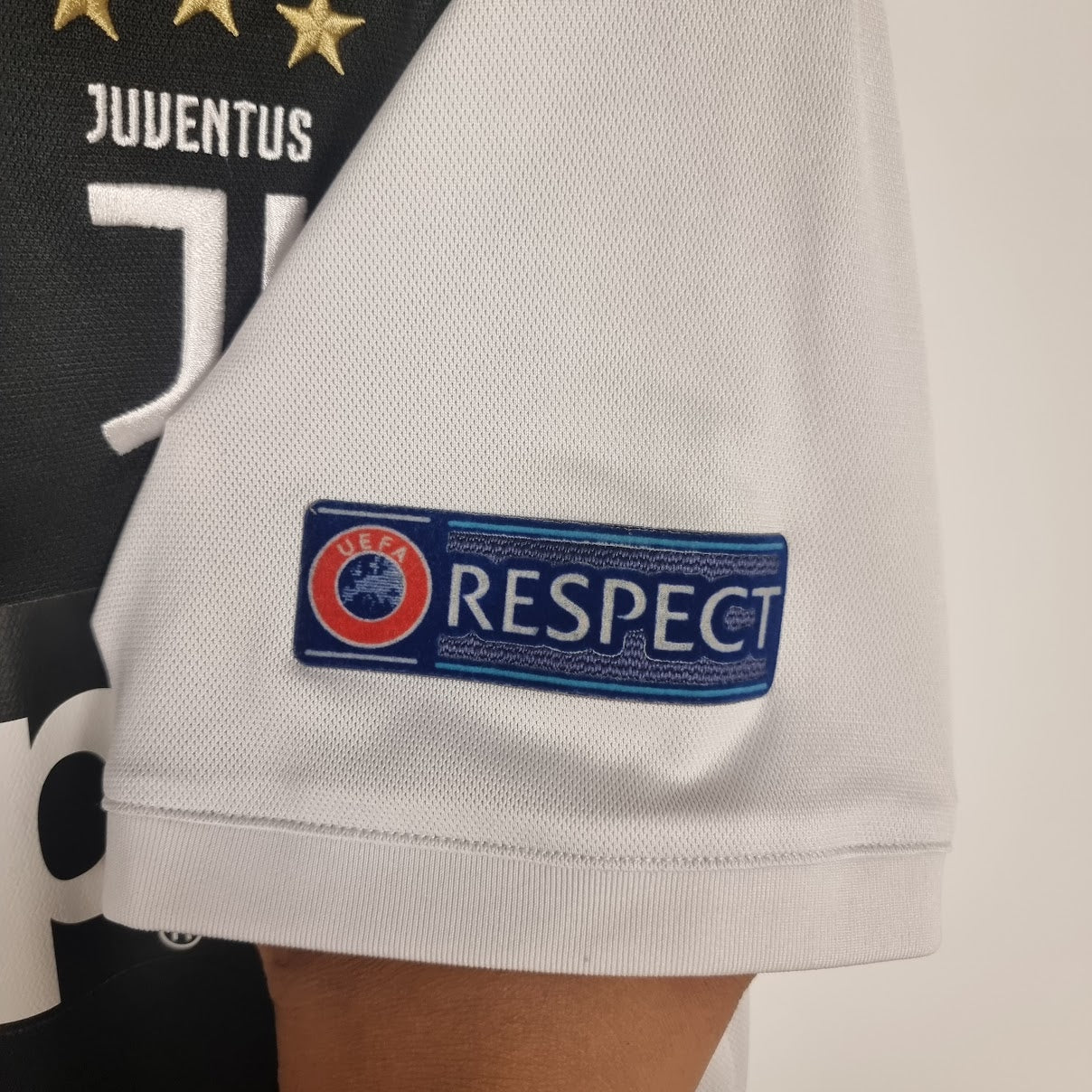 Trikot - Juventus Turin - Cristiano Ronaldo - 2018/2019 - L - Heim