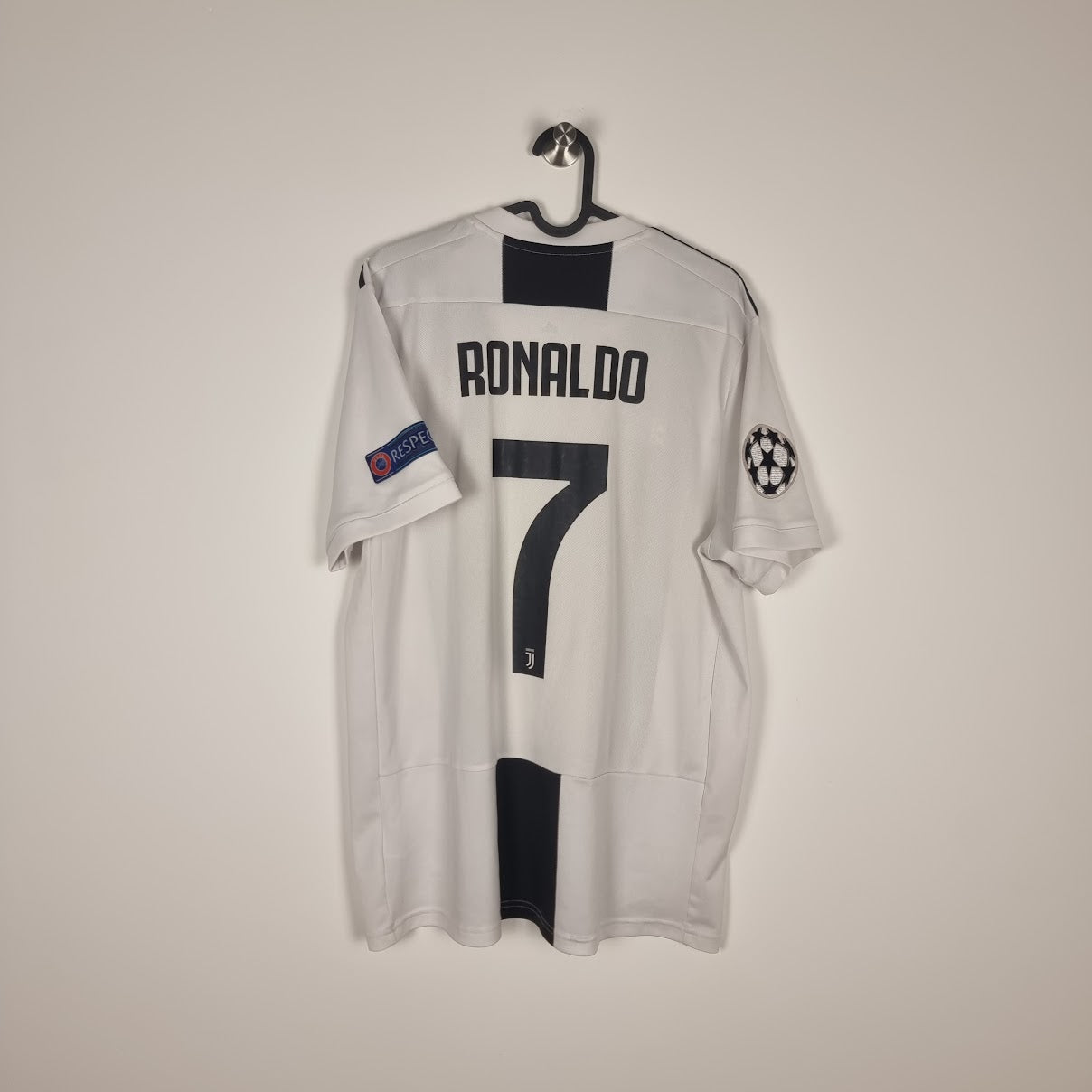 Trikot - Juventus Turin - Cristiano Ronaldo - 2018/2019 - L - Heim