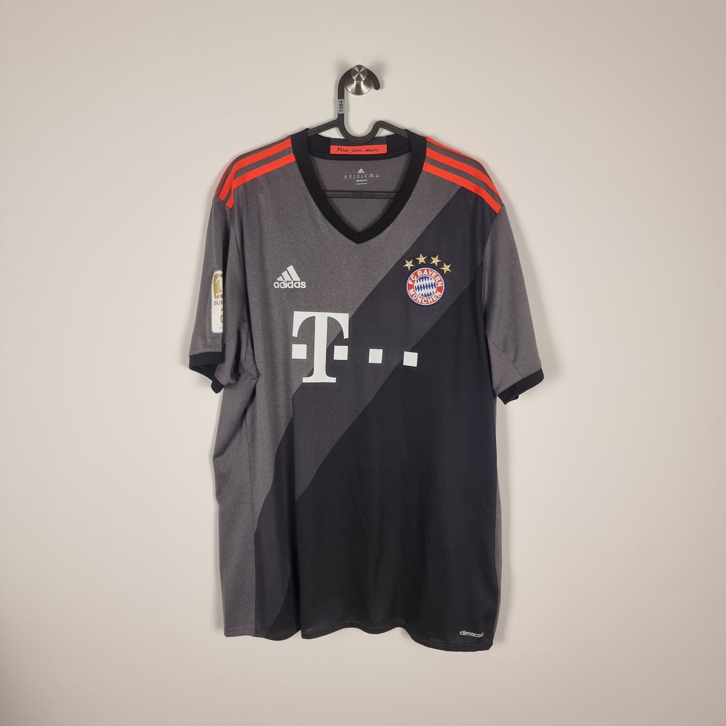Trikot - FC Bayern München - Thomas Müller - 2016/2017 - XL - Auswärts
