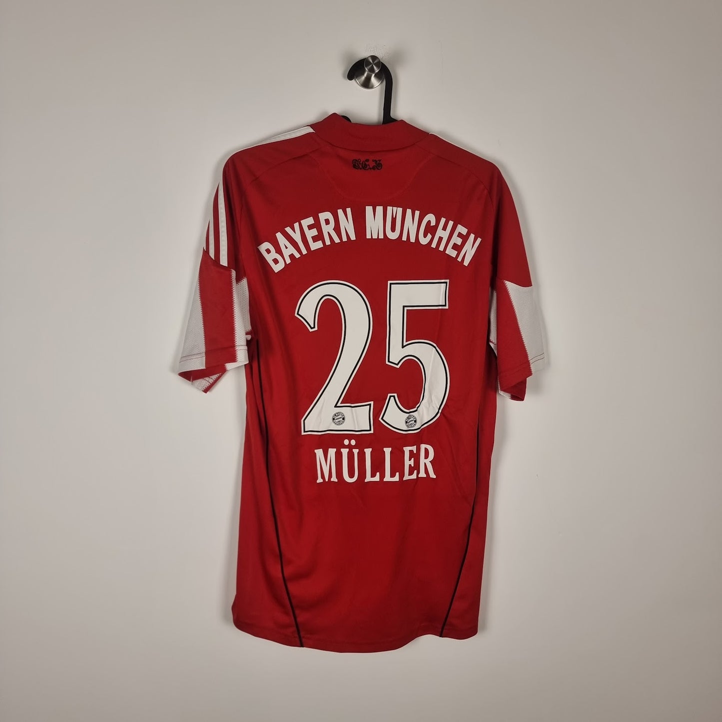 Trikot - FC Bayern München - Thomas Müller - 2010/2011 - S - Heim
