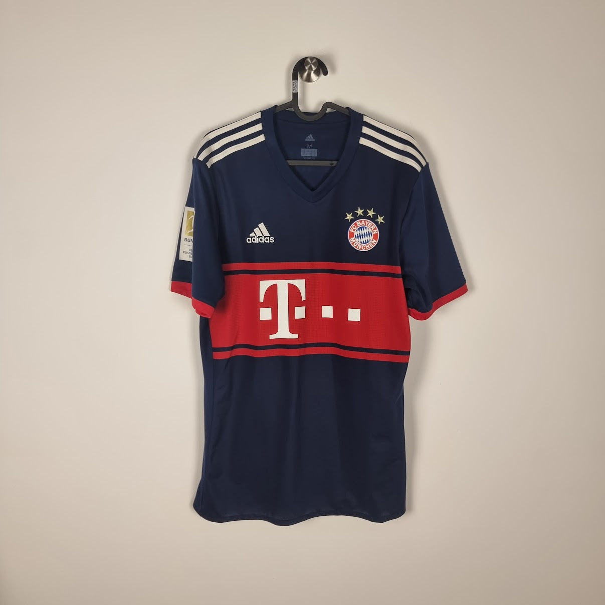 Jersey - FC Bayern Munich - Joshua Kimmich - 2017/2018 - M - Away