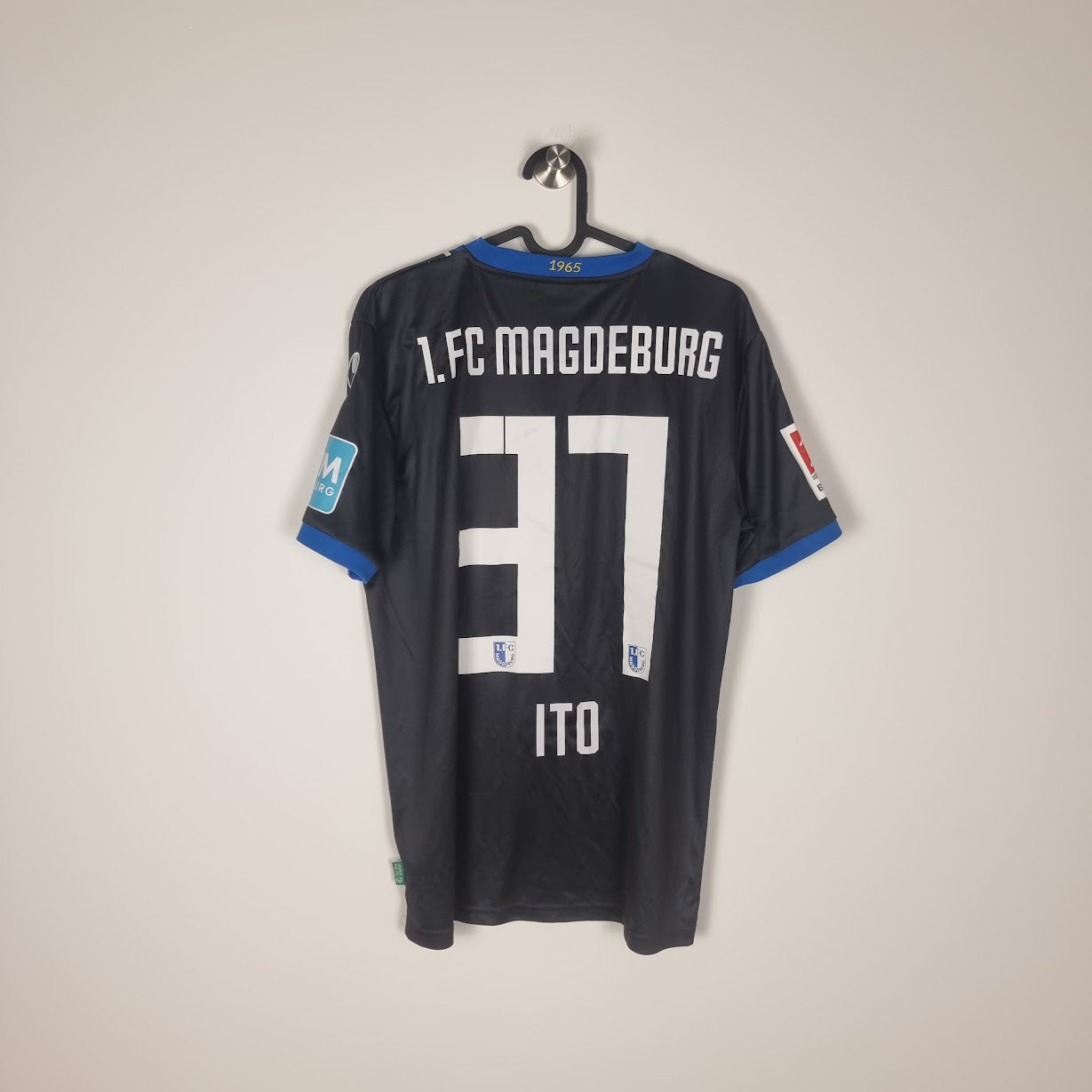 Trikot - 1. FC Magdeburg - Tatsuya Ito - 2022/2023 - S - Auswärts